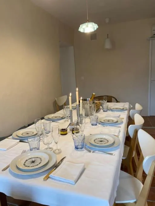 Dining area in le Nomade en Provence