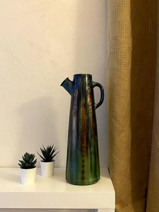 Decorative detail in le Nomade en Provence