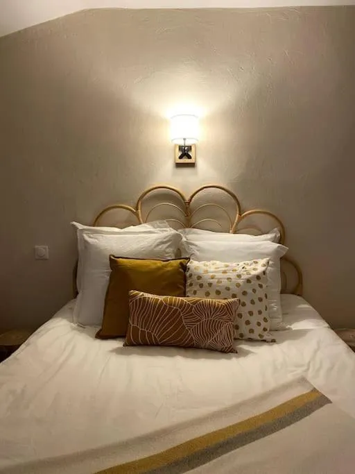 Bed in le Nomade en Provence