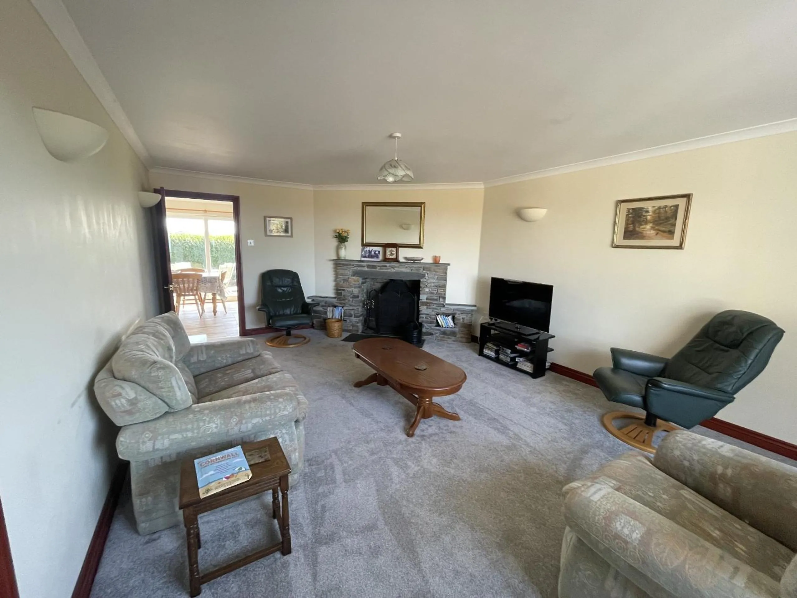 Living room in The Barn-family getaway - Nr Port Isaac