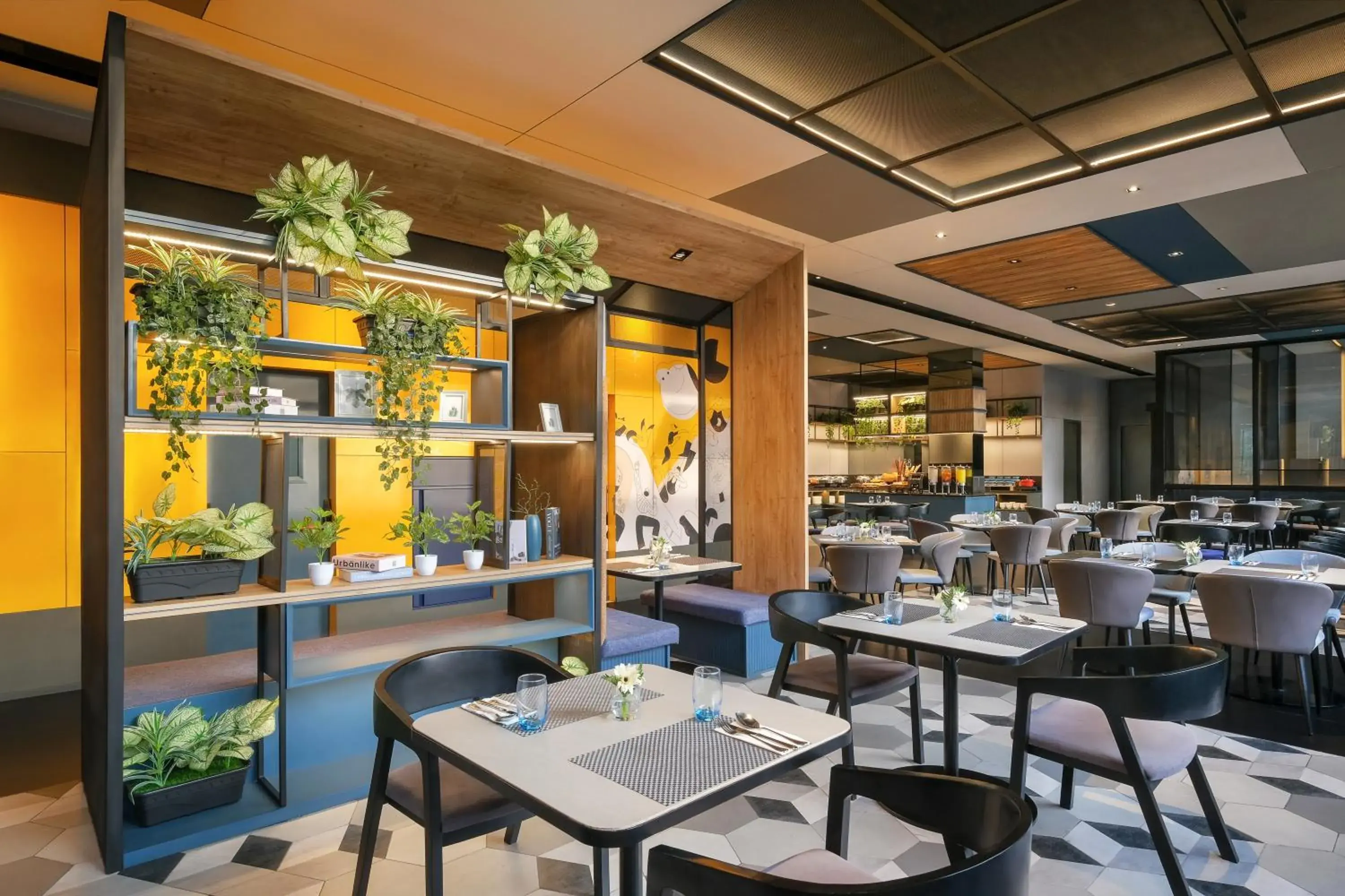 Restaurant/places to eat in ibis Surabaya Tidar Restaurant/places to eat in ibis Surabaya Tidar