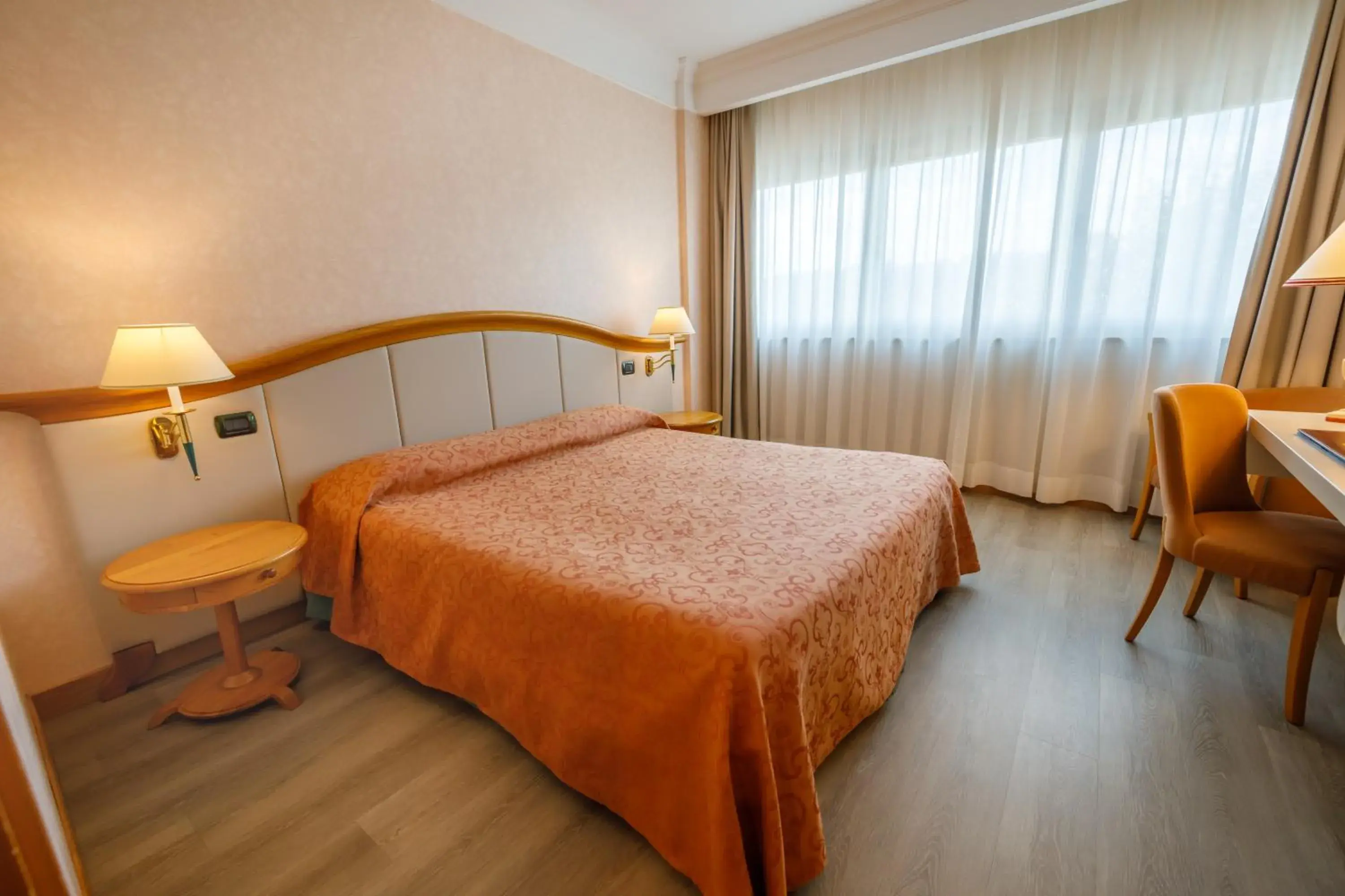 Bed in Perugia Plaza Hotel Bed in Perugia Plaza Hotel