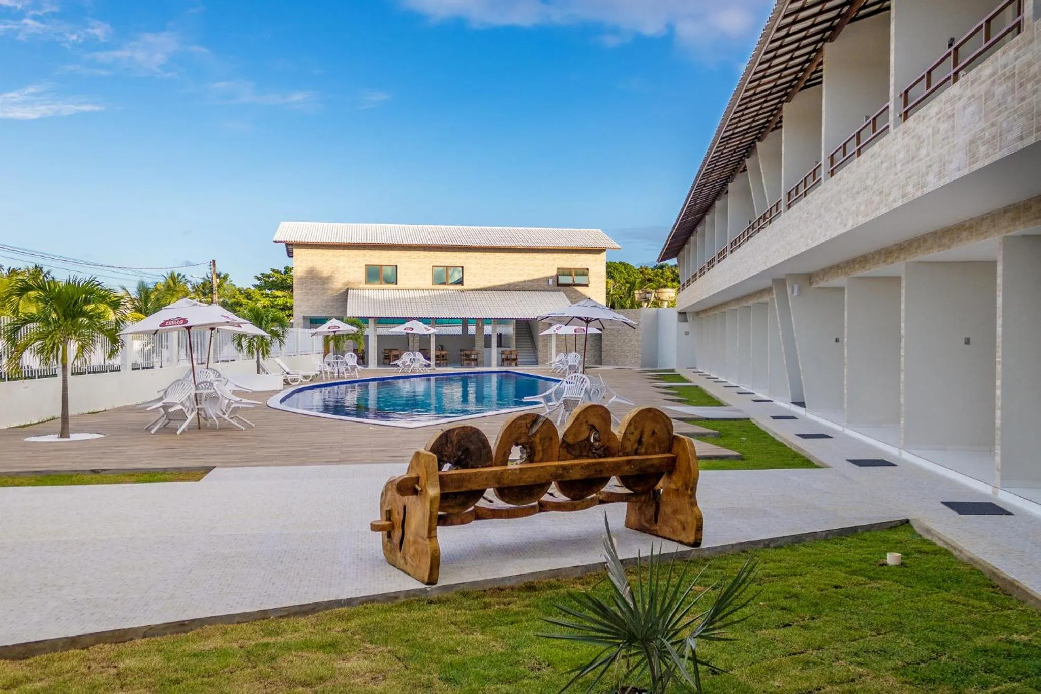 Property building in Paraiso Barra Hotel