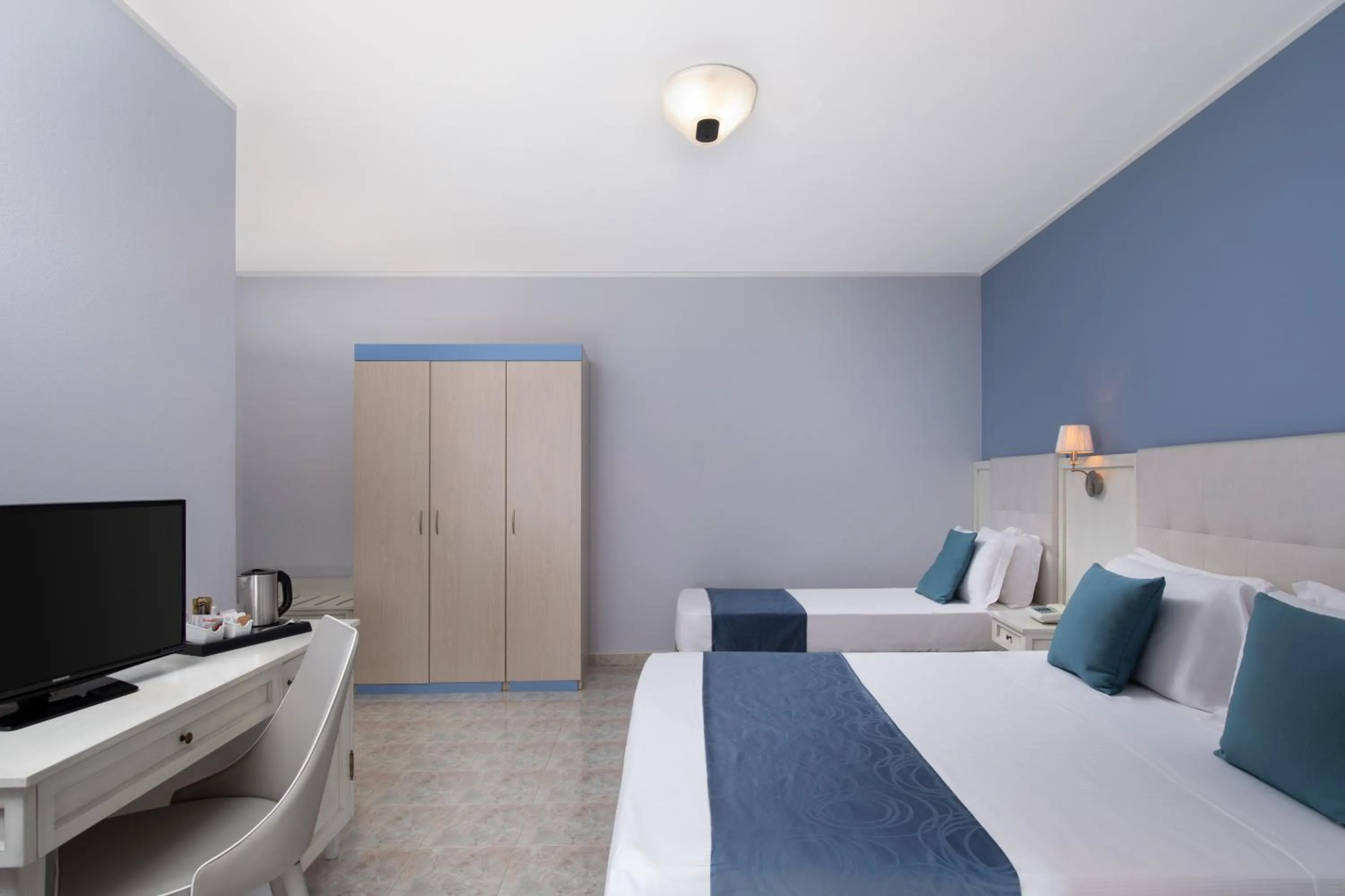 Bedroom, Bed in Hotel Rosa dei Venti