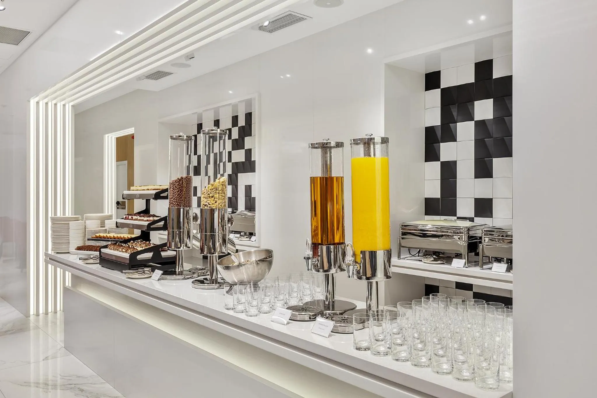 Food and drinks in Clocks Hotel Tbilisi