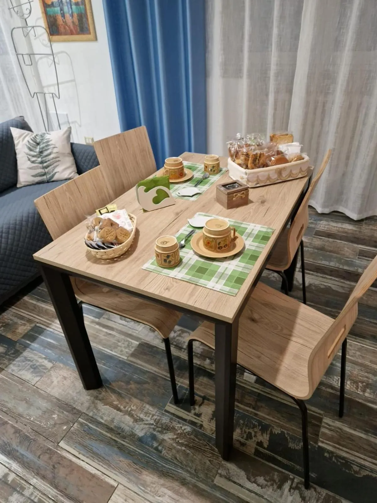 Breakfast in Casa Marx