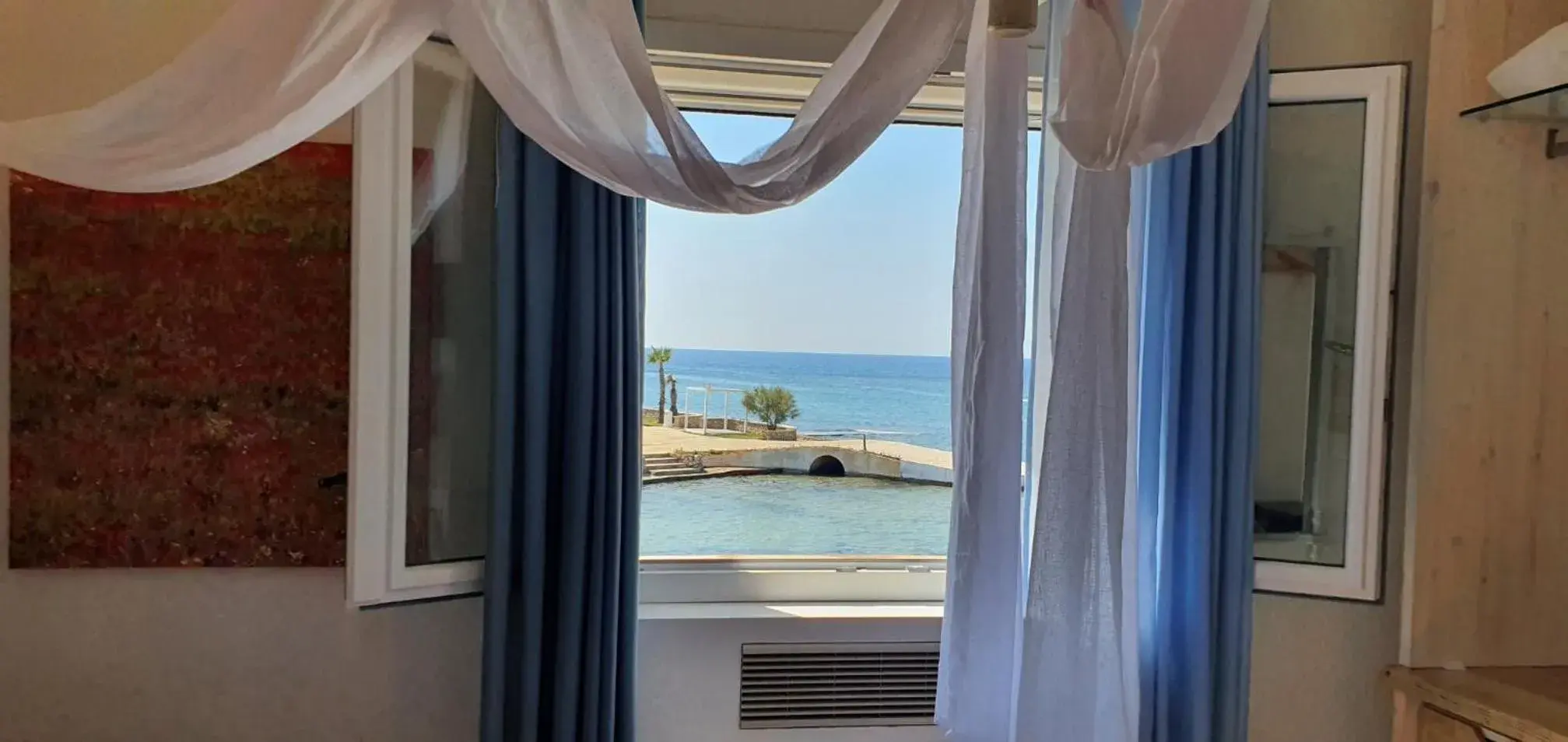 Double Room with Sea View in Hotel Lo Scoglio Double Room with Sea View in Hotel Lo Scoglio