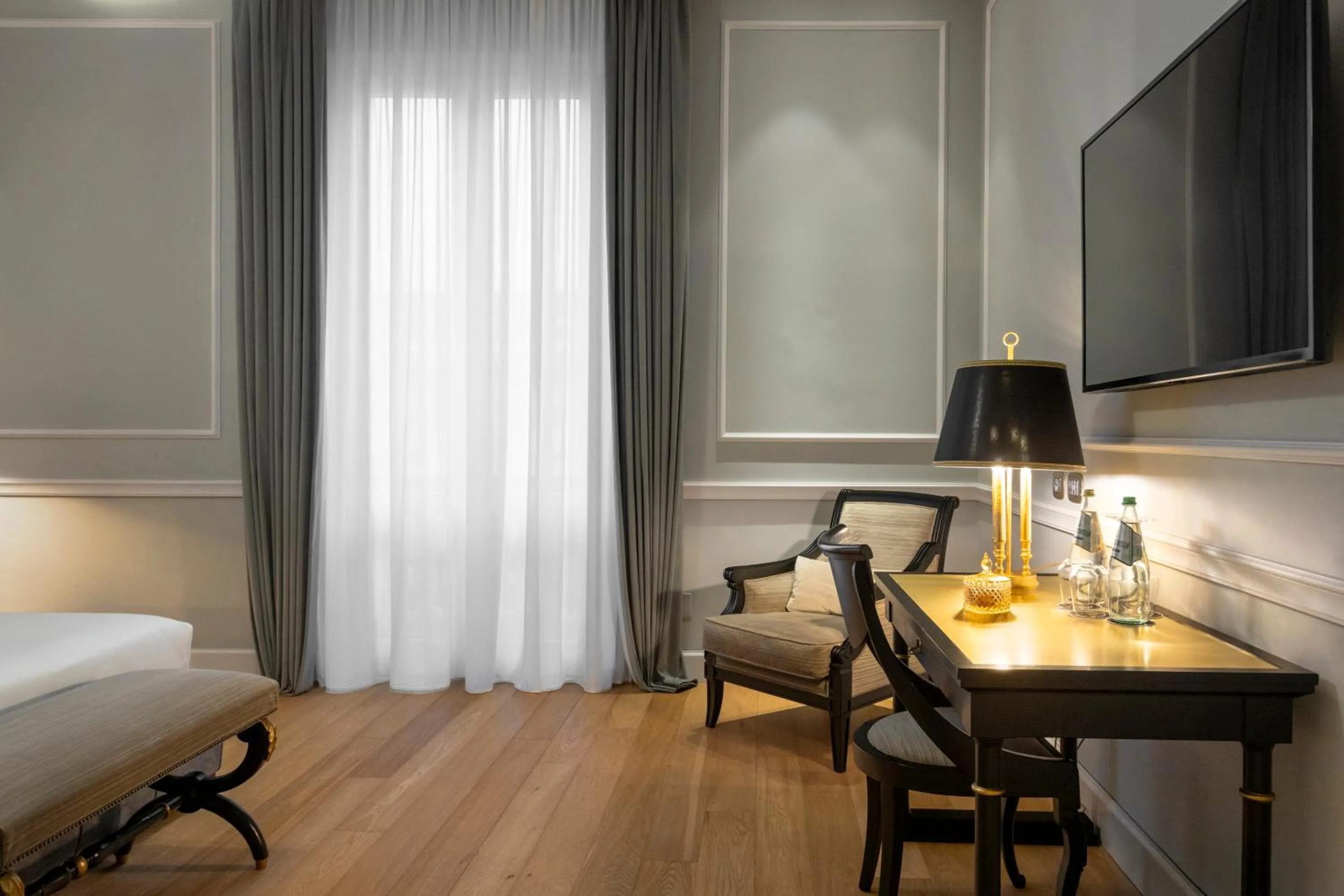 Bedroom, Bed in Grand Hotel Et Des Palmes