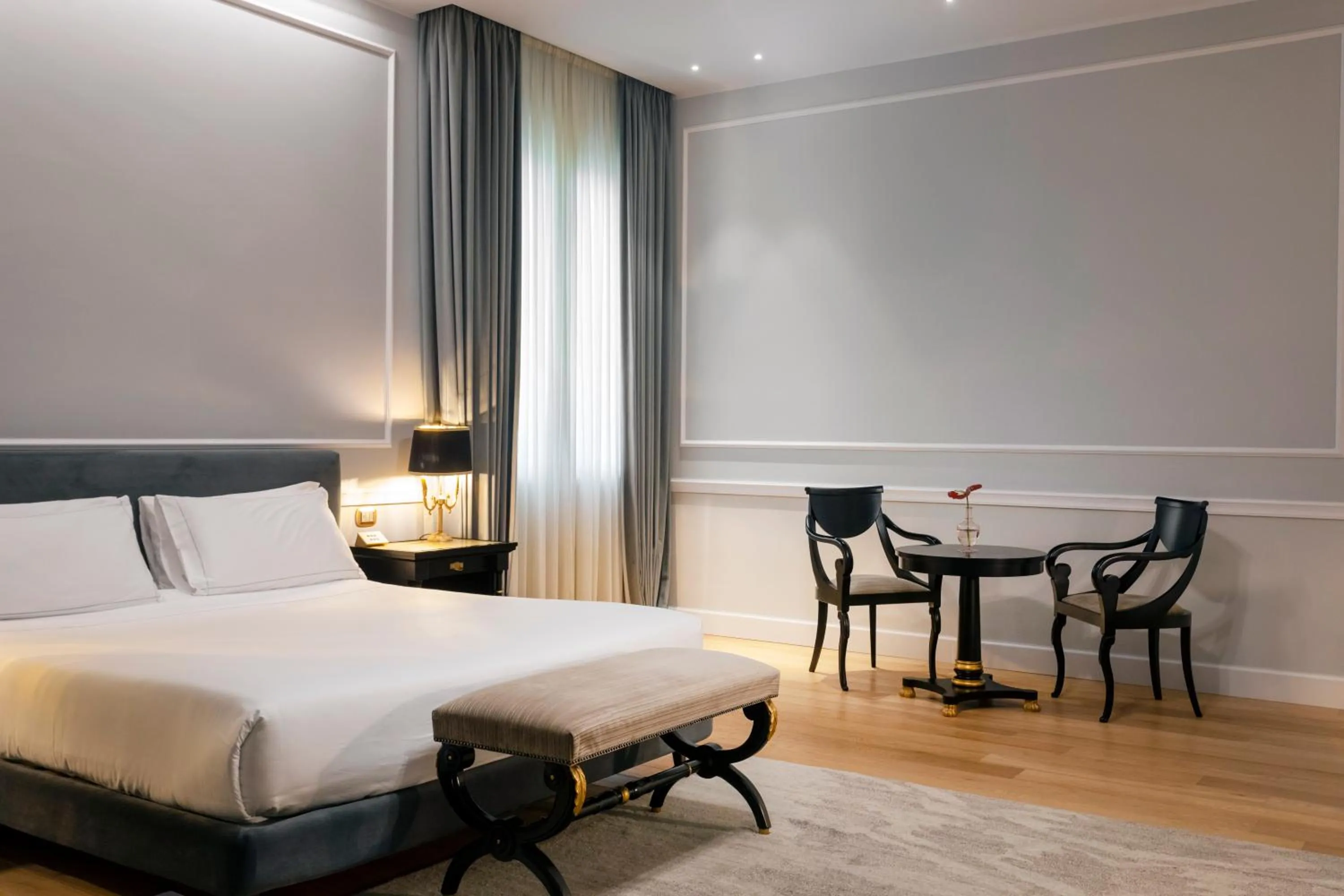 Bedroom, Bed in Grand Hotel Et Des Palmes