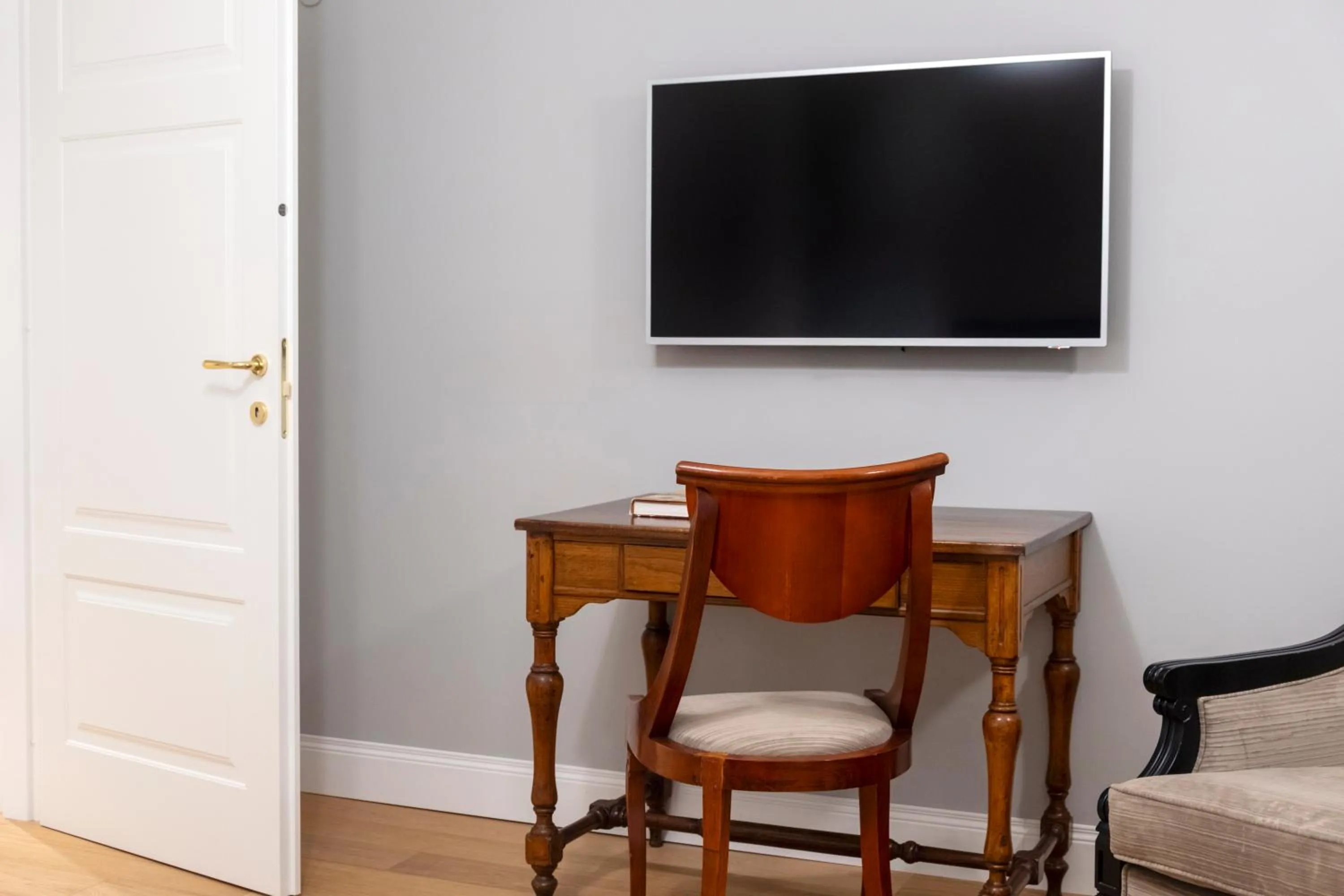 Bedroom in Grand Hotel Et Des Palmes