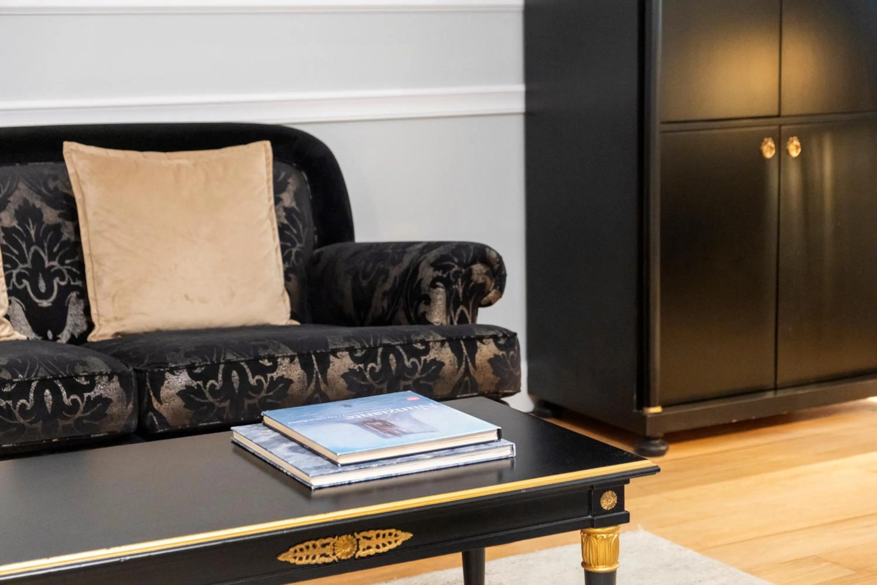 Decorative detail in Grand Hotel Et Des Palmes