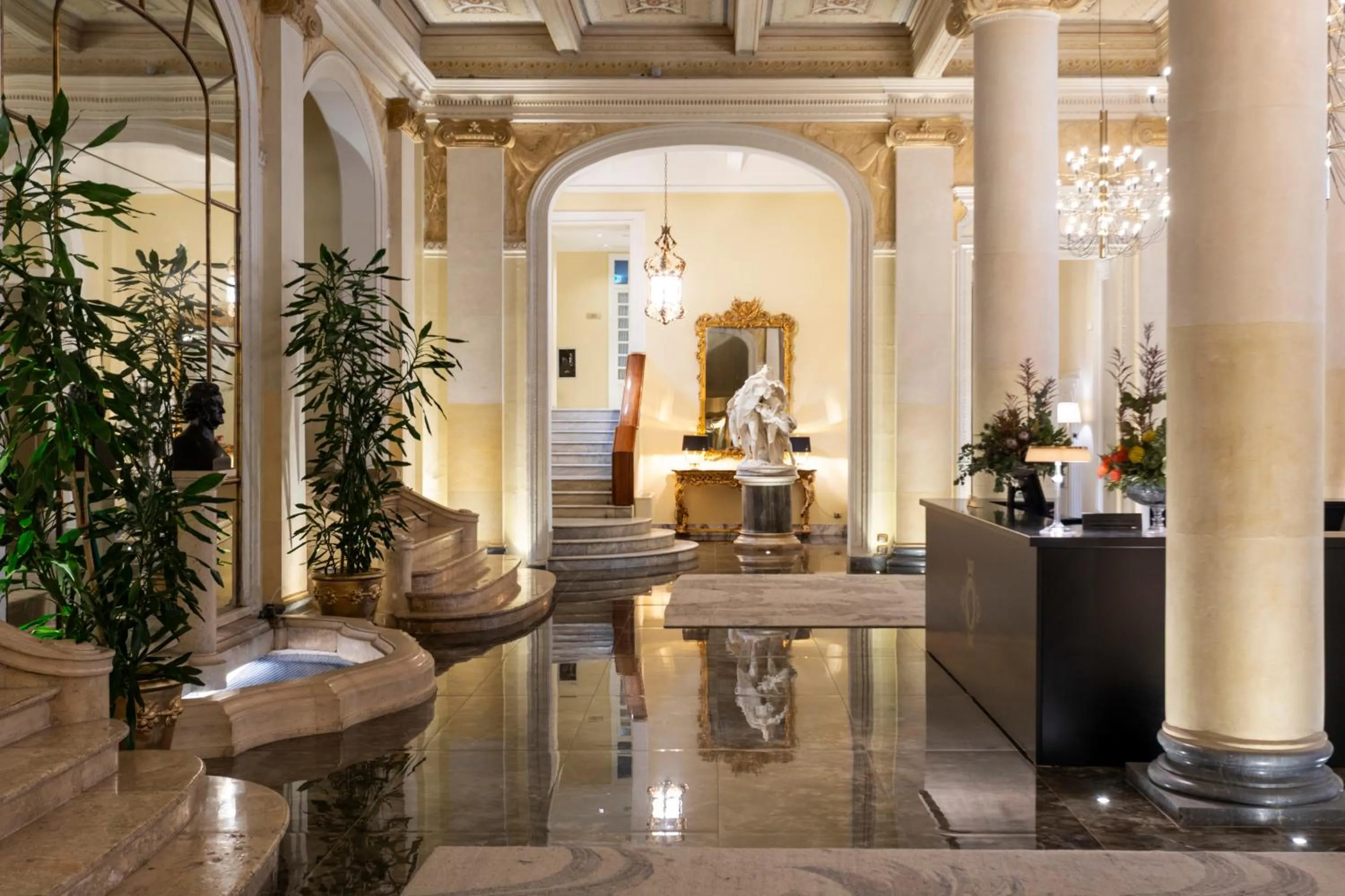 Lobby or reception in Grand Hotel Et Des Palmes