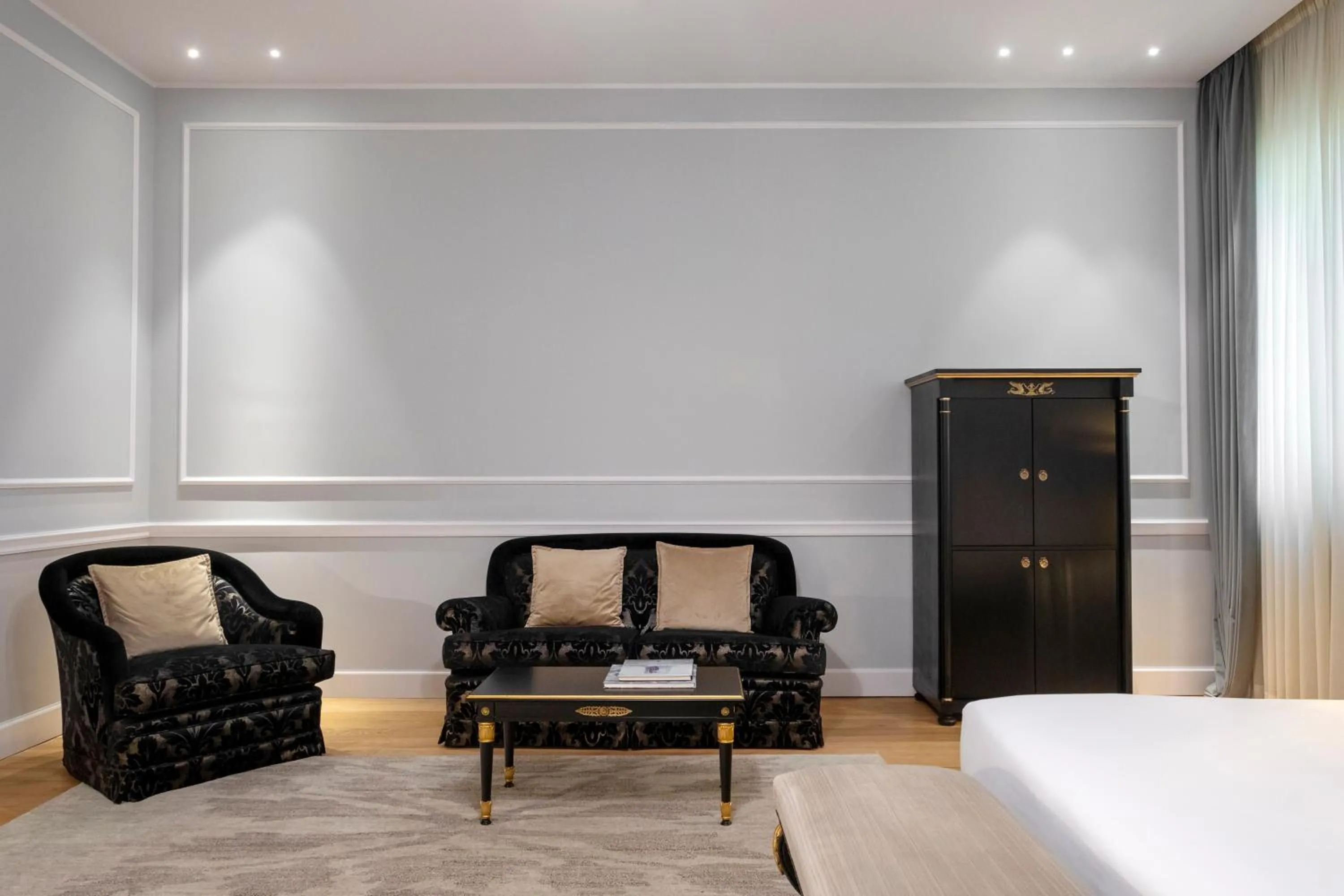 Bedroom in Grand Hotel Et Des Palmes