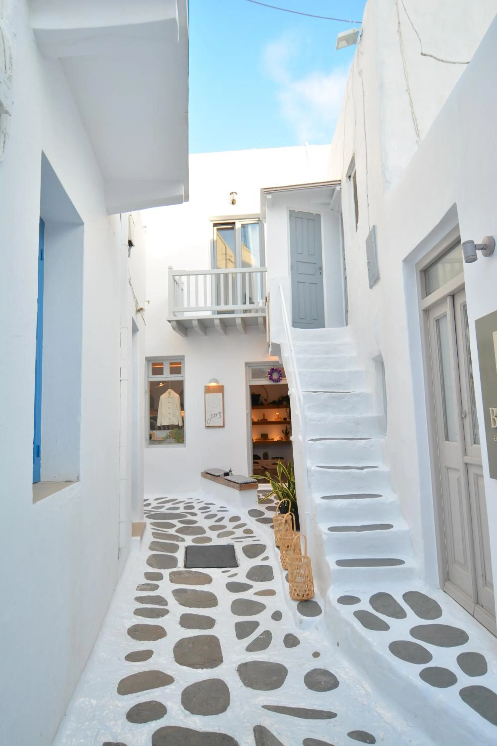 Property building in Oikia Suites Mykonos