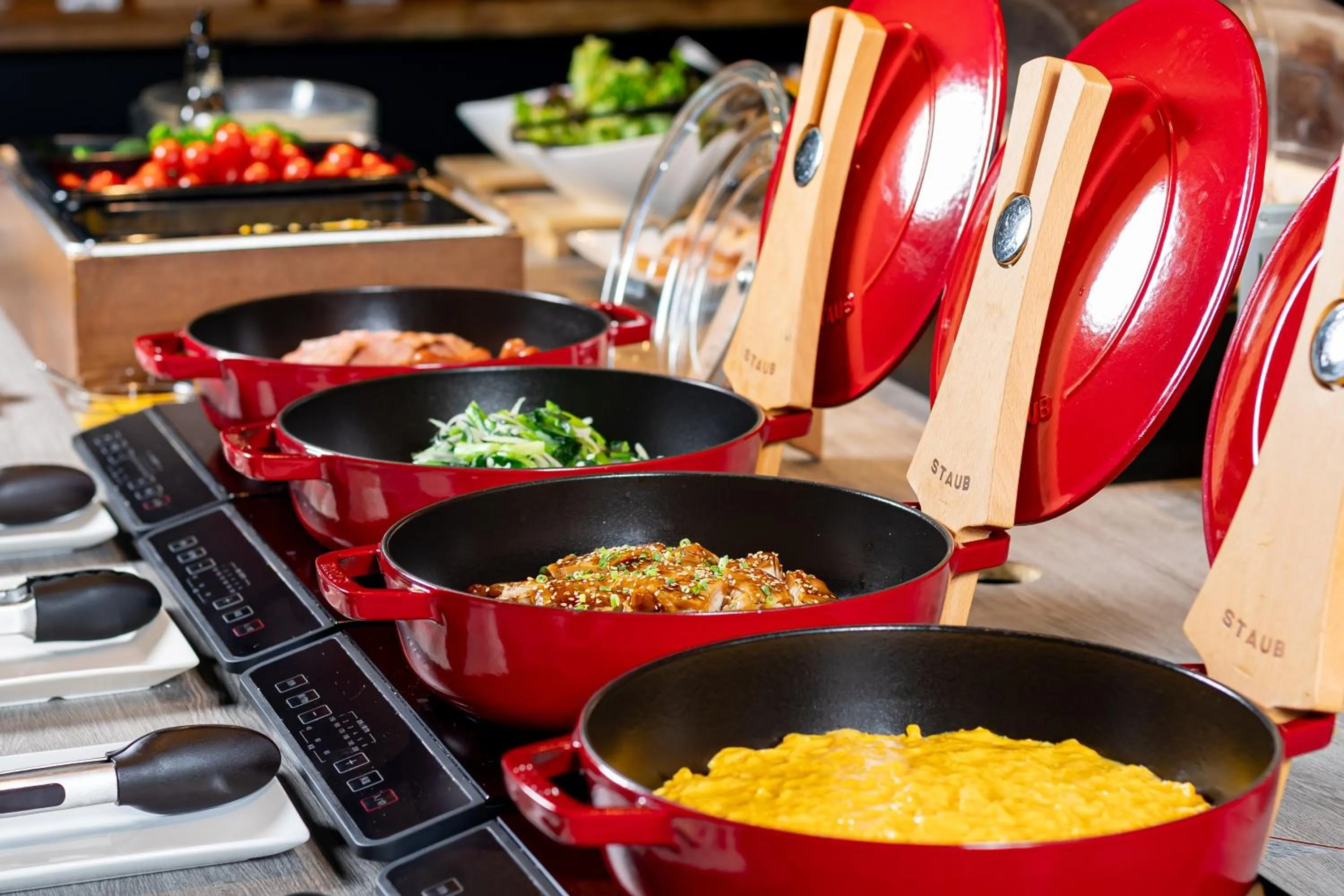 Restaurant/places to eat in Wyndham Garden Sapporo Odori