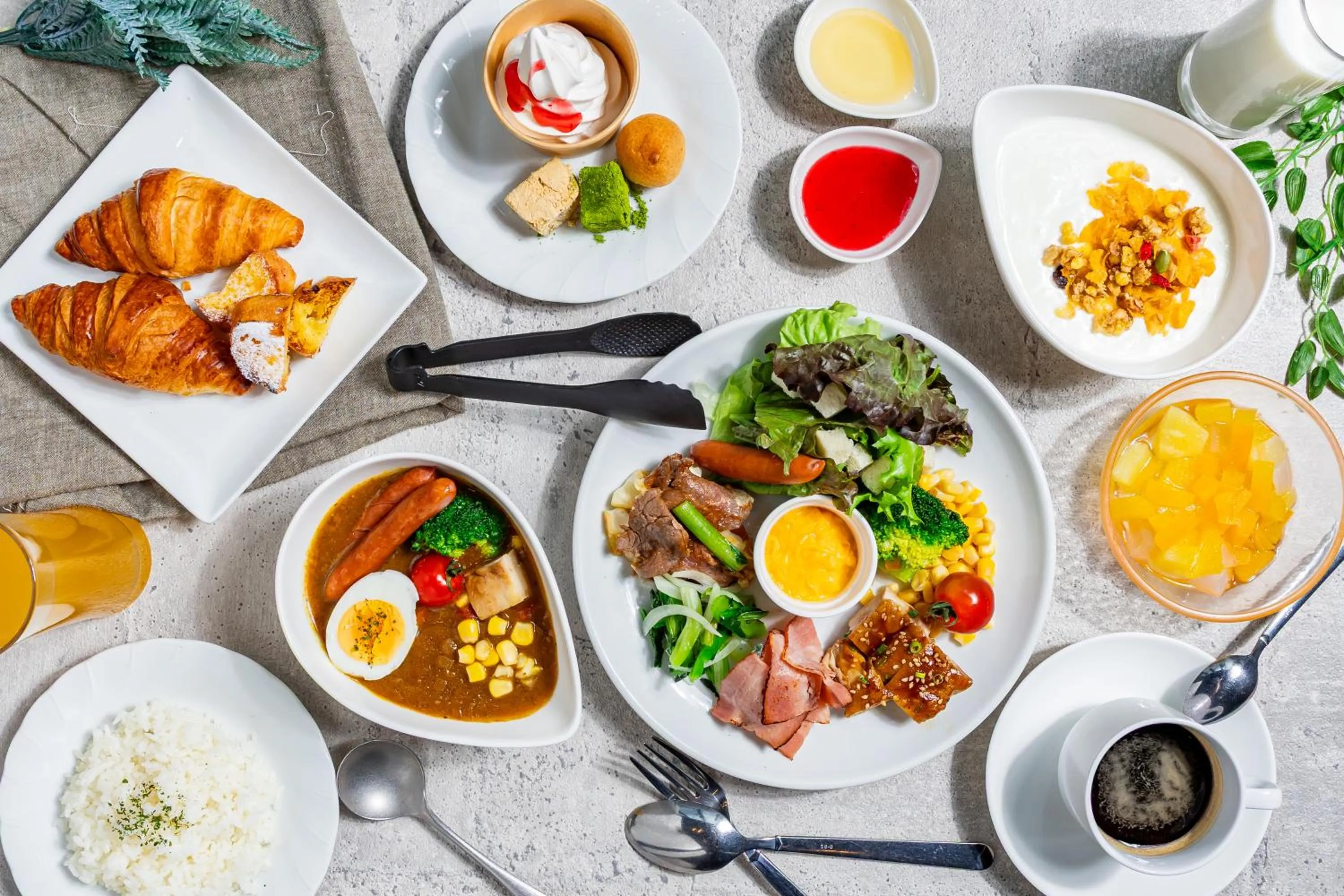 Restaurant/places to eat in Wyndham Garden Sapporo Odori