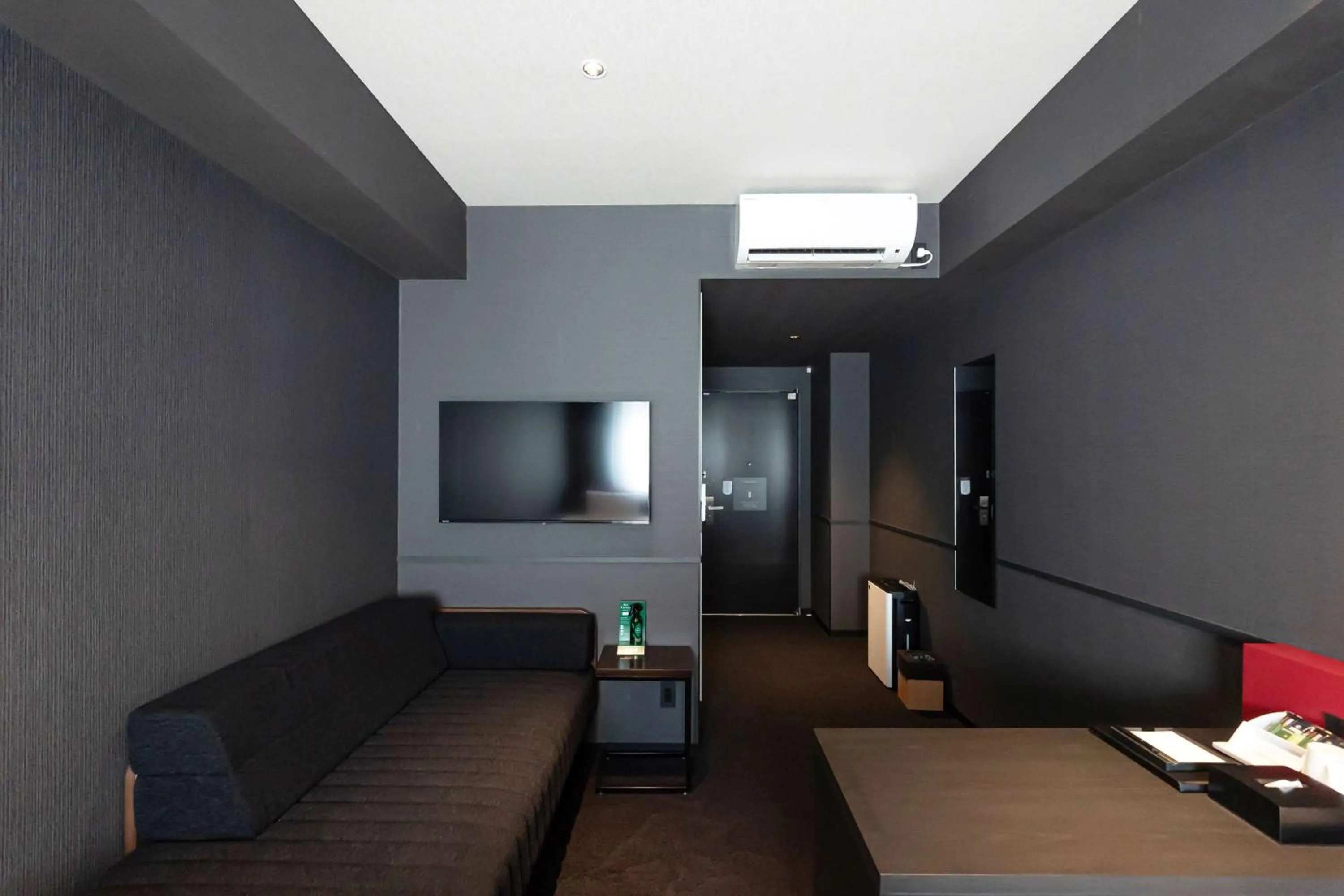 TV and multimedia, Bed in Wyndham Garden Sapporo Odori