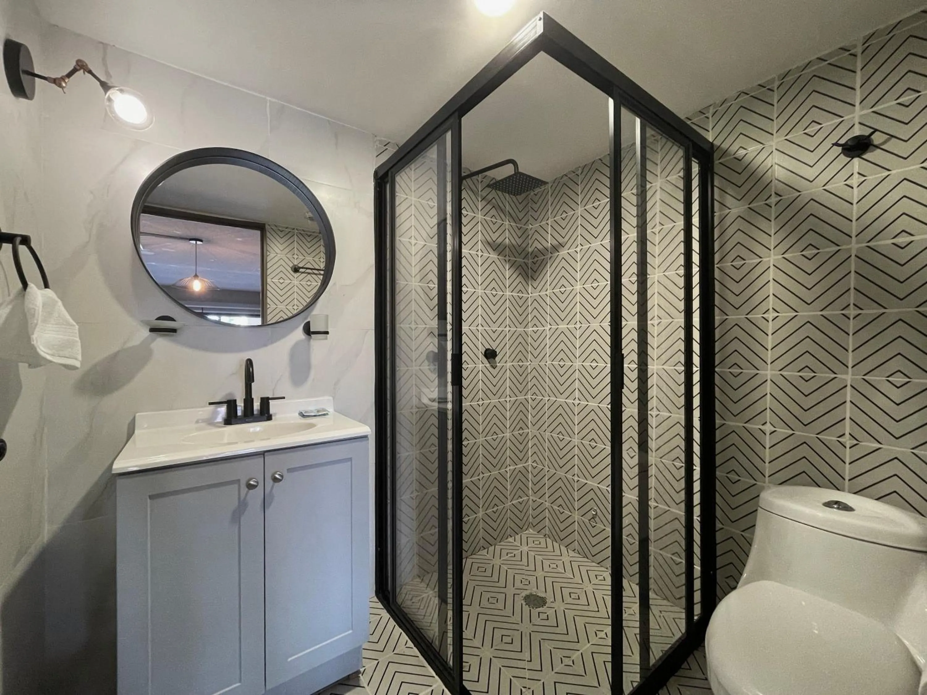 Bathroom in Estacion Alameda Downtown