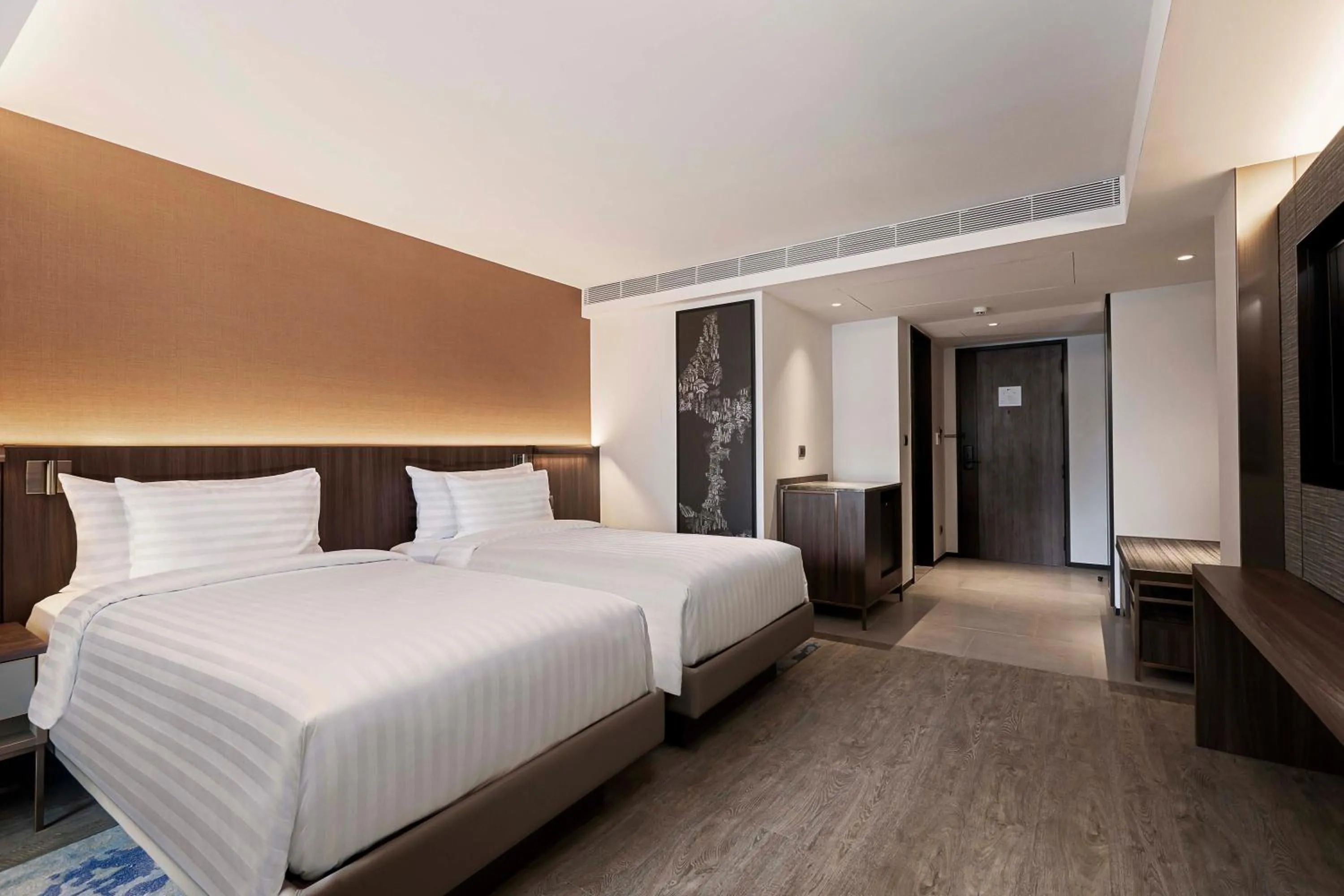 Deluxe Double or Twin Room with City View in Gardina Asoke Hotel & Residence
