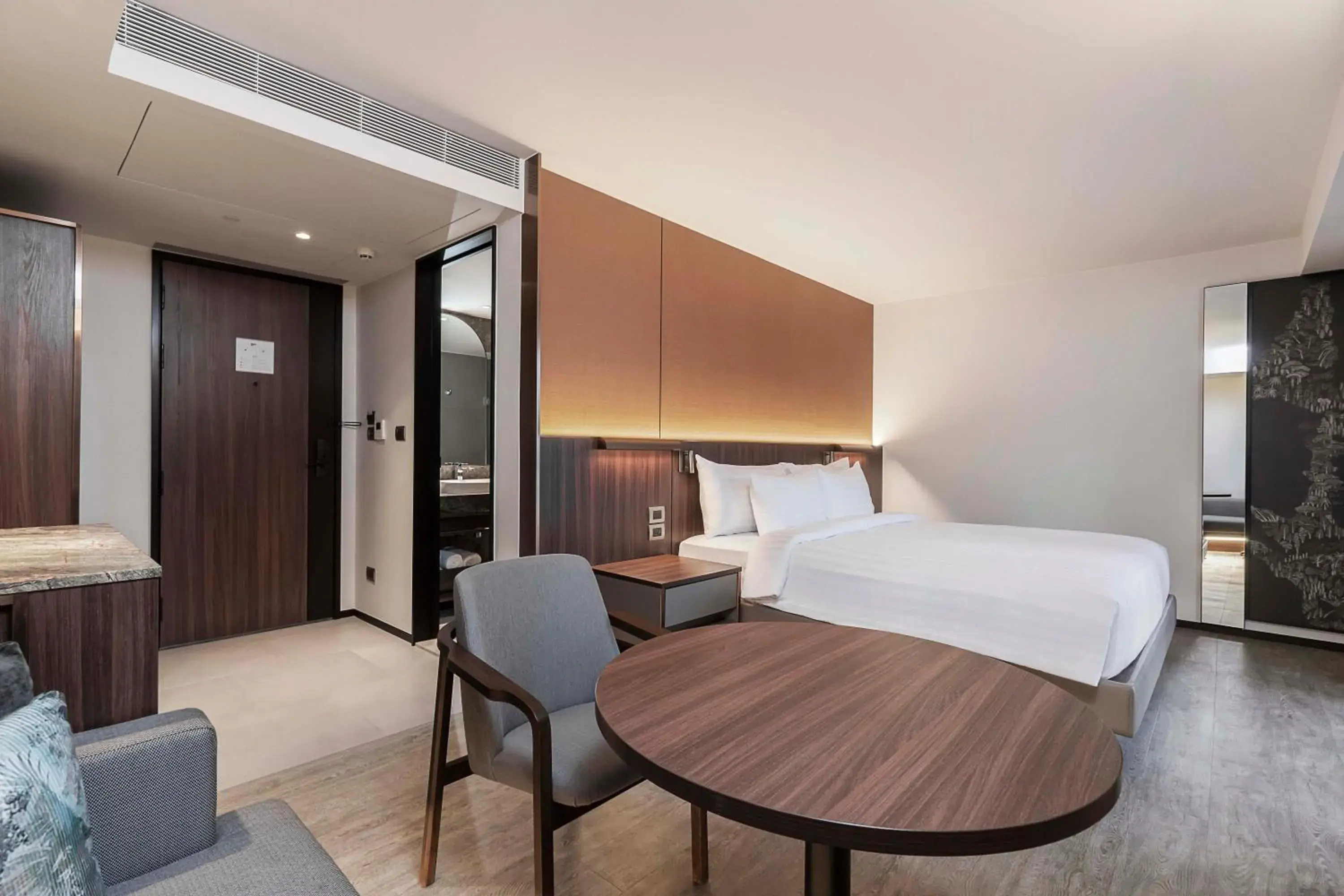 Bedroom, Bed in Gardina Asoke Hotel & Residence Bedroom, Bed in Gardina Asoke Hotel & Residence