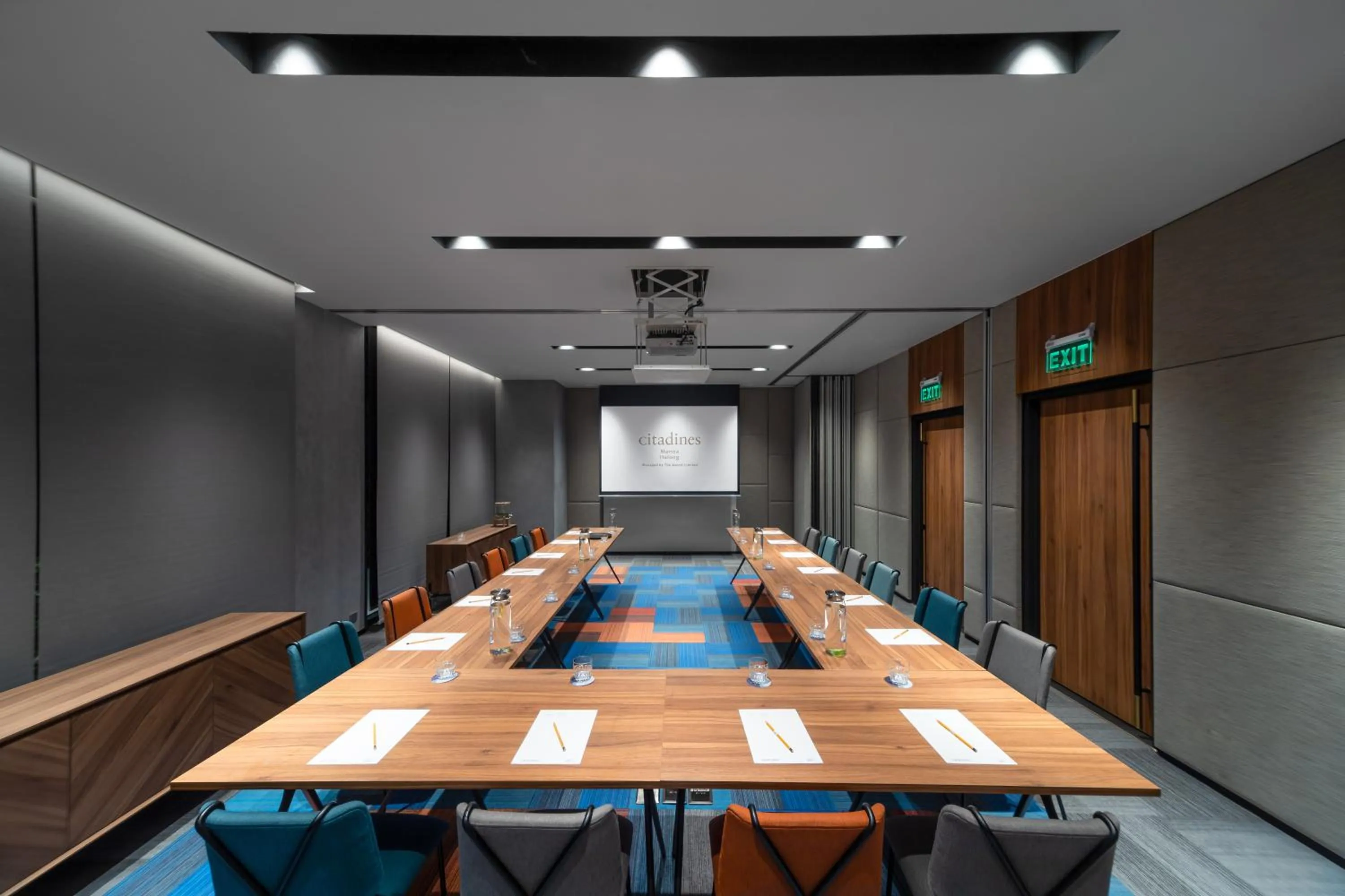 Meeting/conference room in Citadines Marina Halong