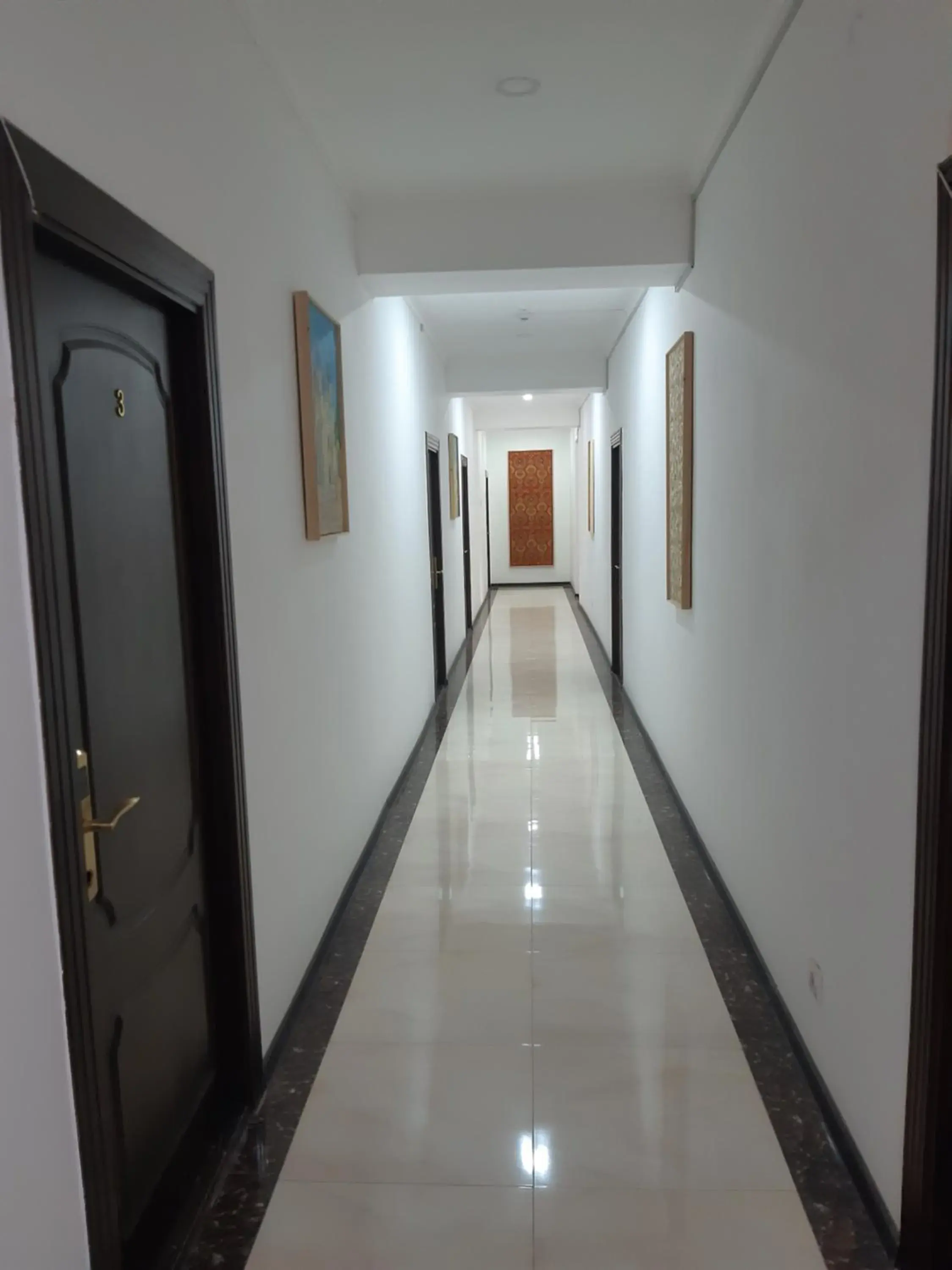 Property building in Atlas Property building in Atlas