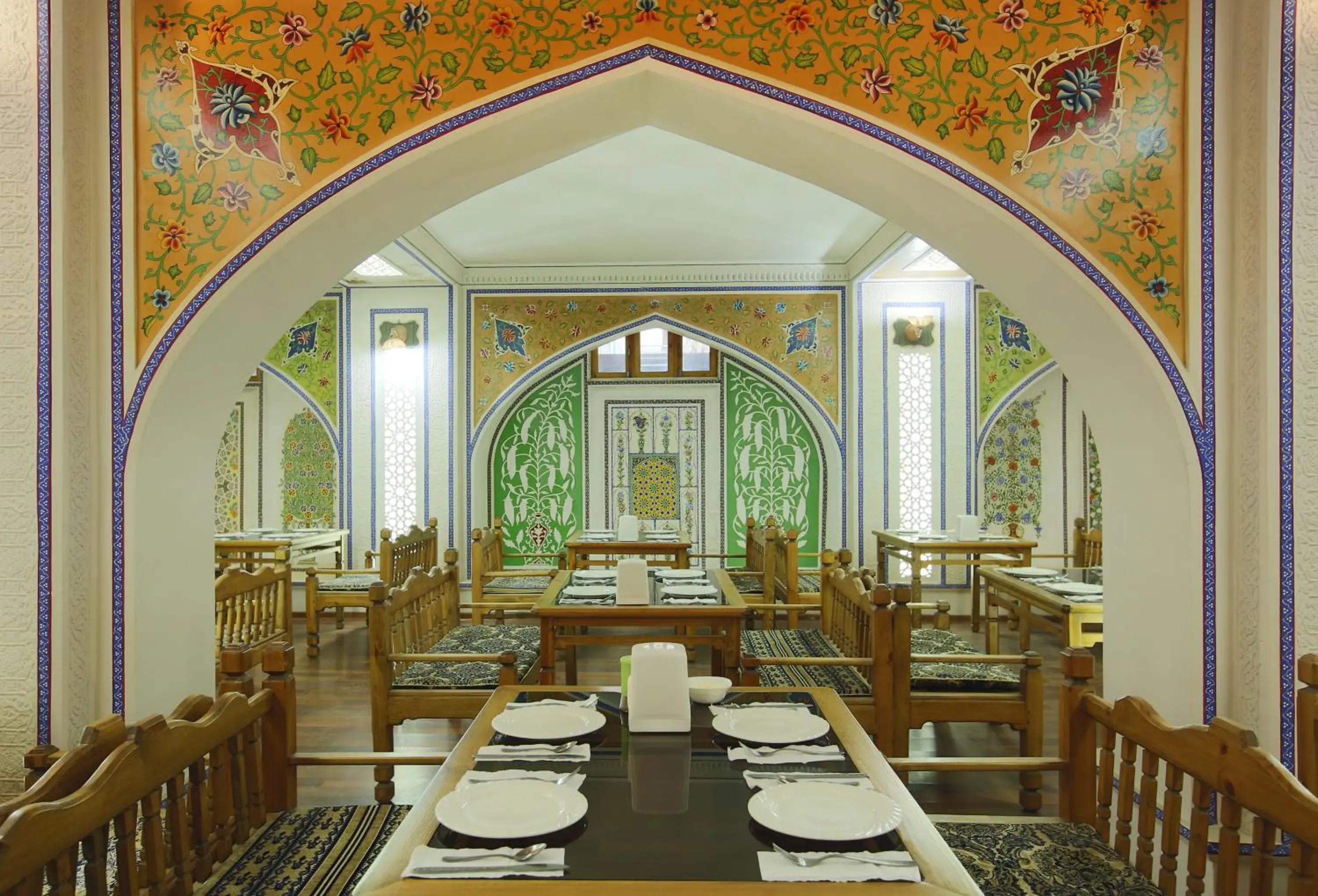 Restaurant/places to eat in Atlas Restaurant/places to eat in Atlas