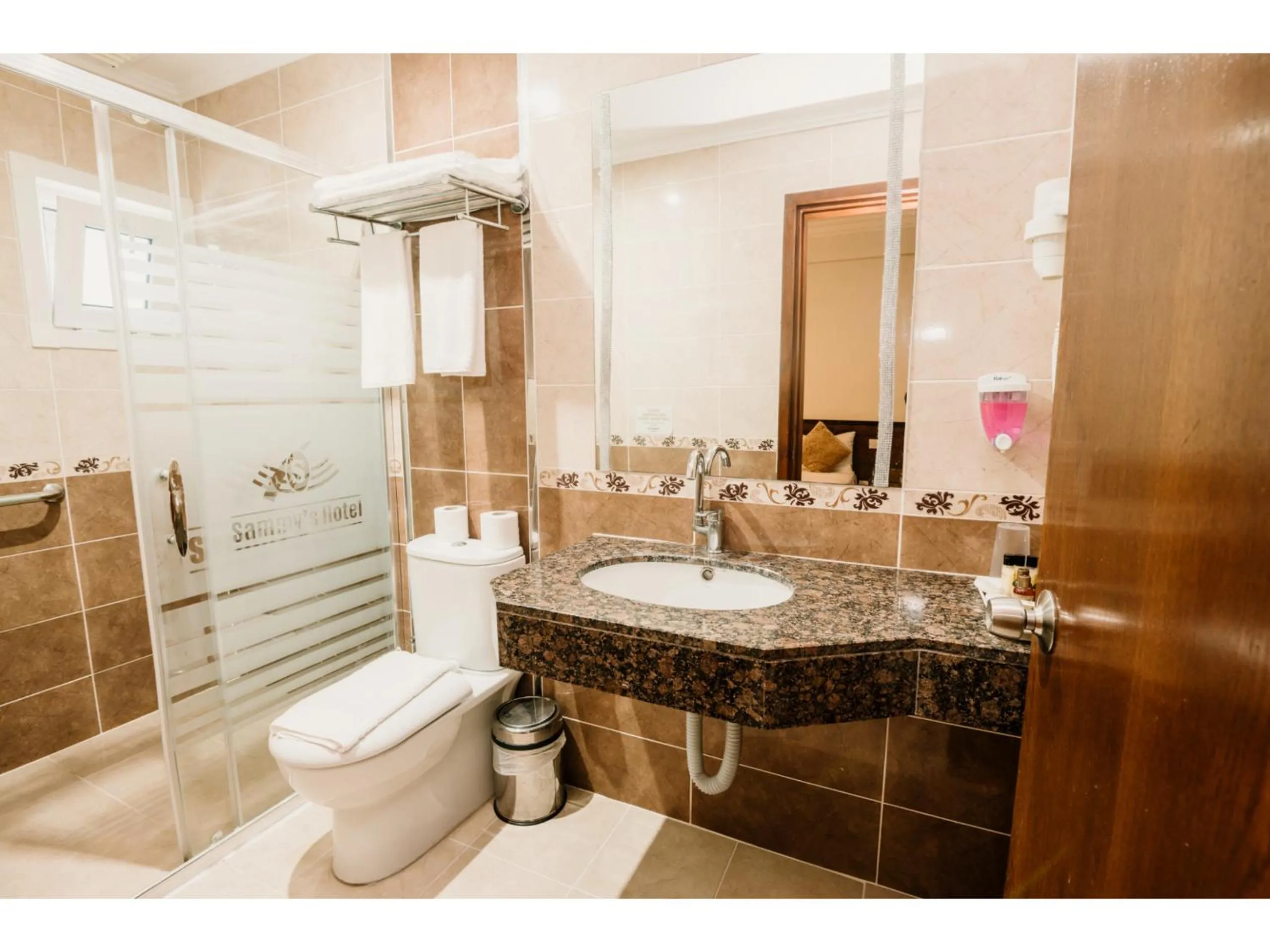 Shower in Sammy's Hotel