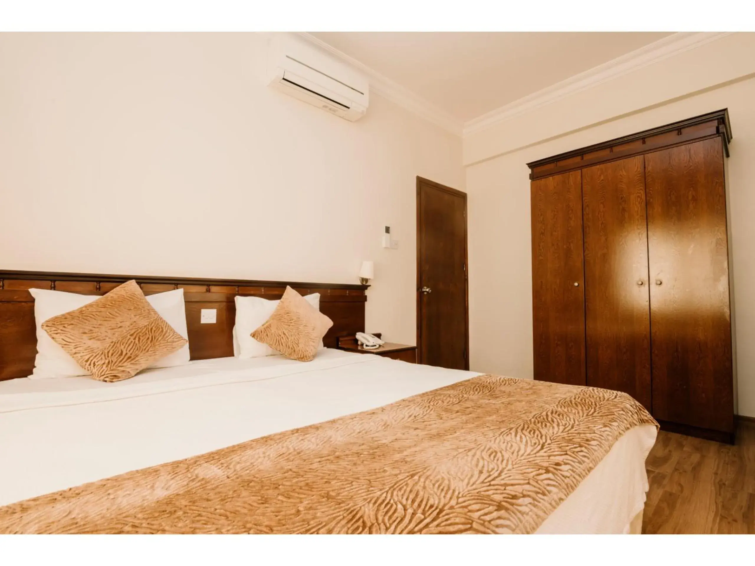 Bed in Sammy's Hotel Bed in Sammy's Hotel