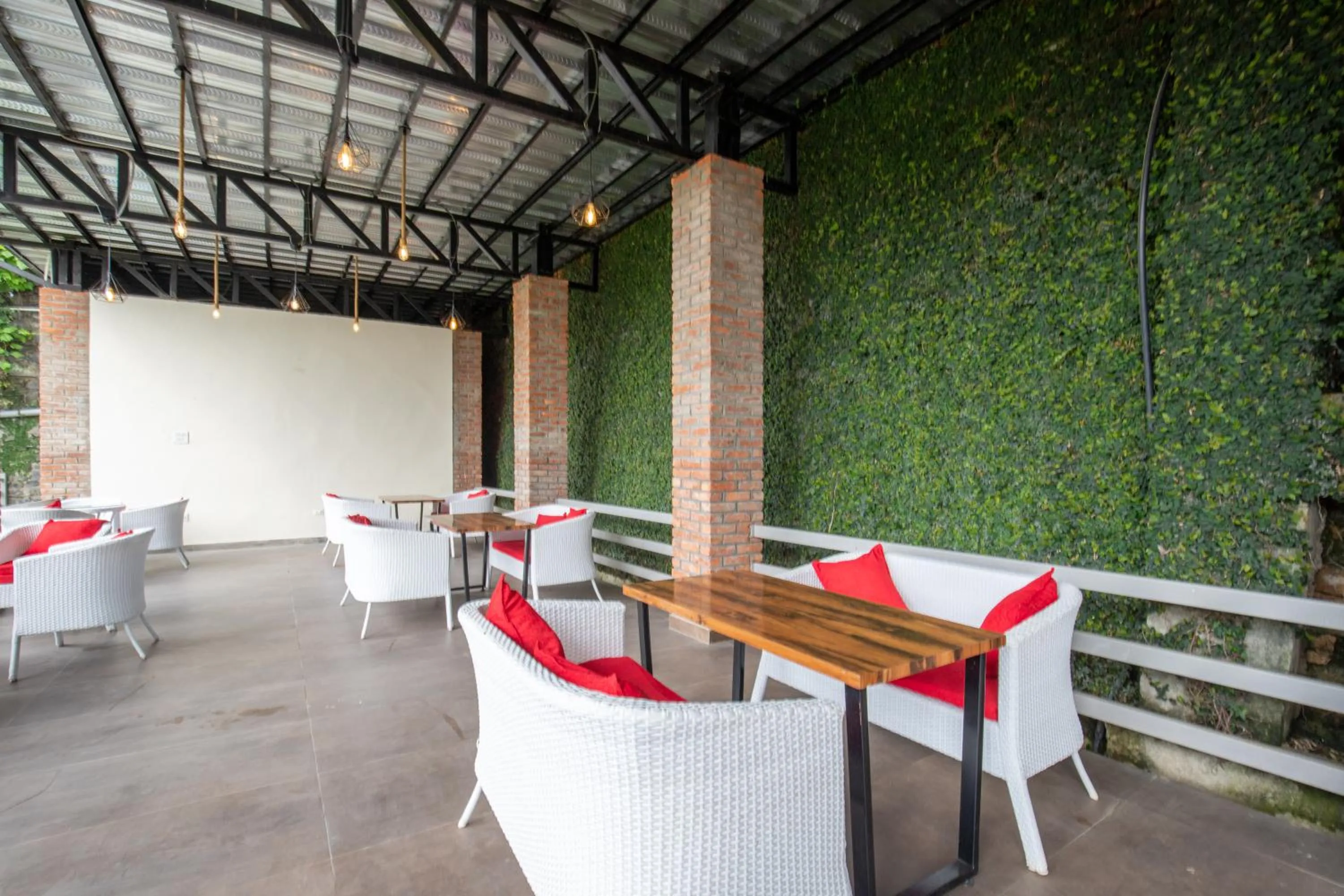 Restaurant/places to eat in Siddhartha Boutique Hotel, Boudha