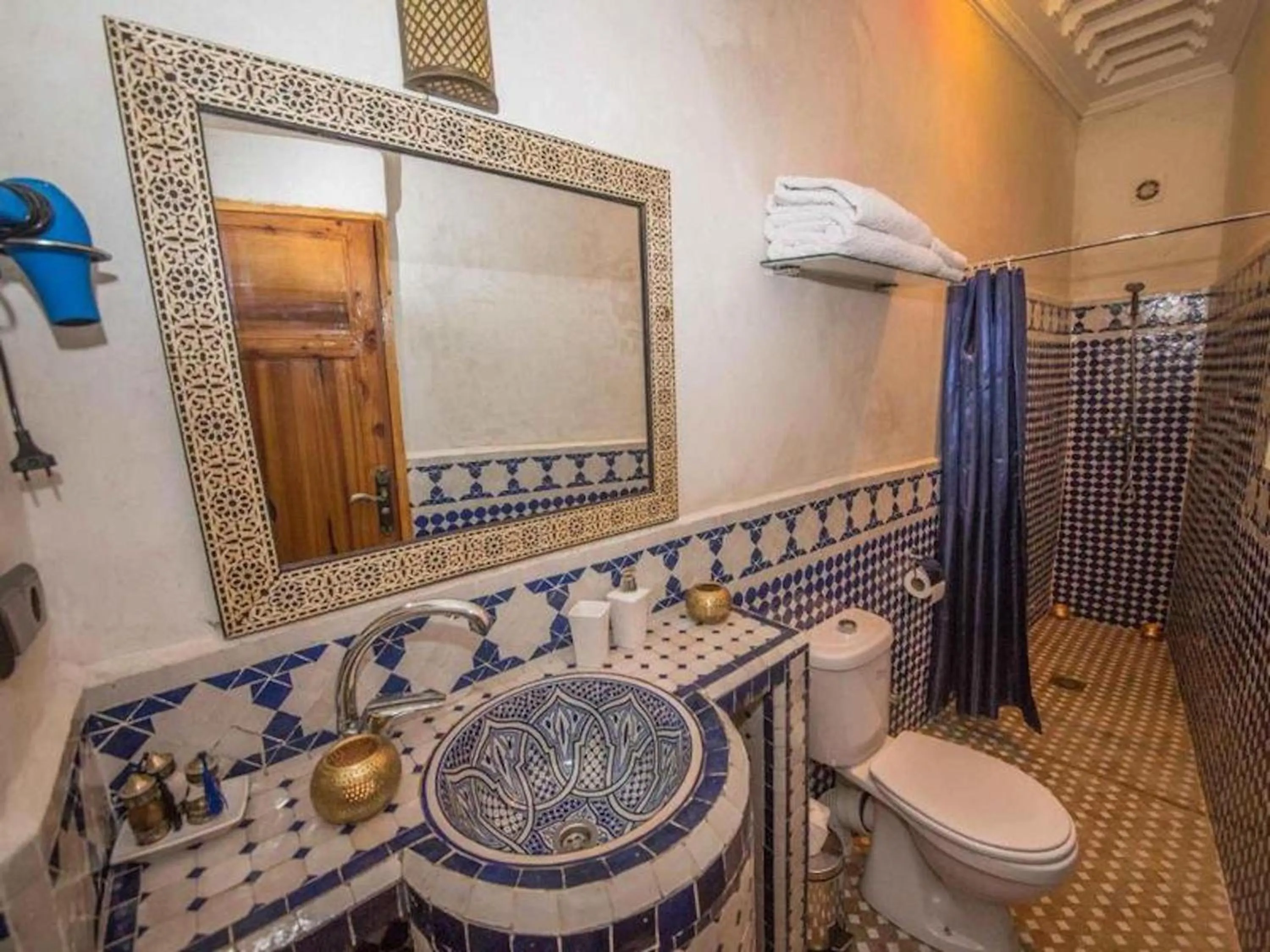 Shower in Charming Riad Ouliya