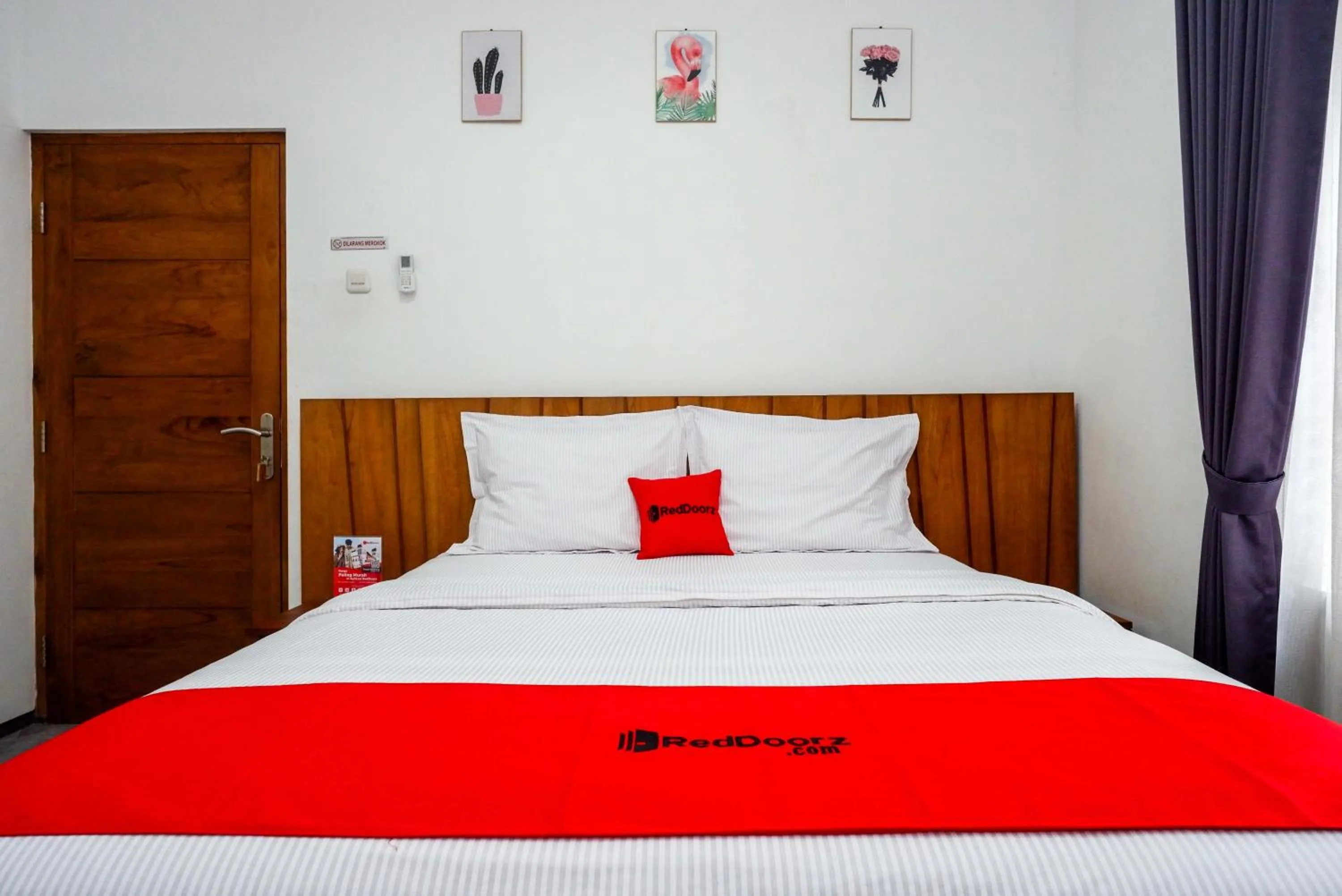 Bed in RedDoorz near XT Square 4