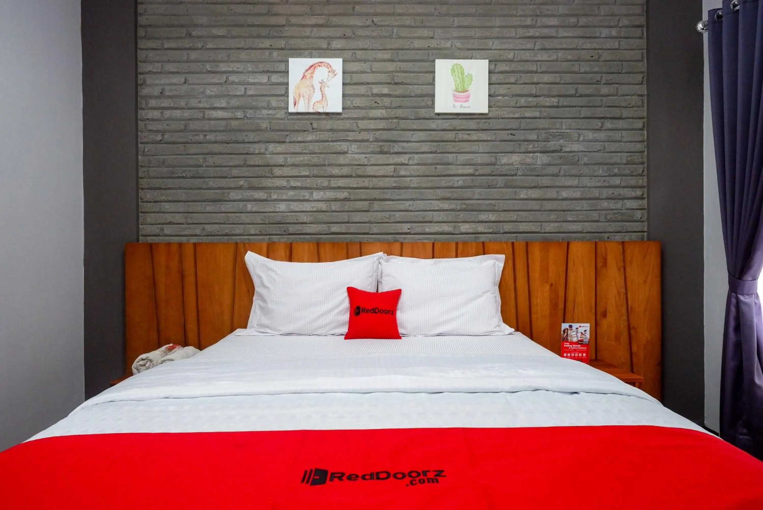 Bed in RedDoorz near XT Square 4