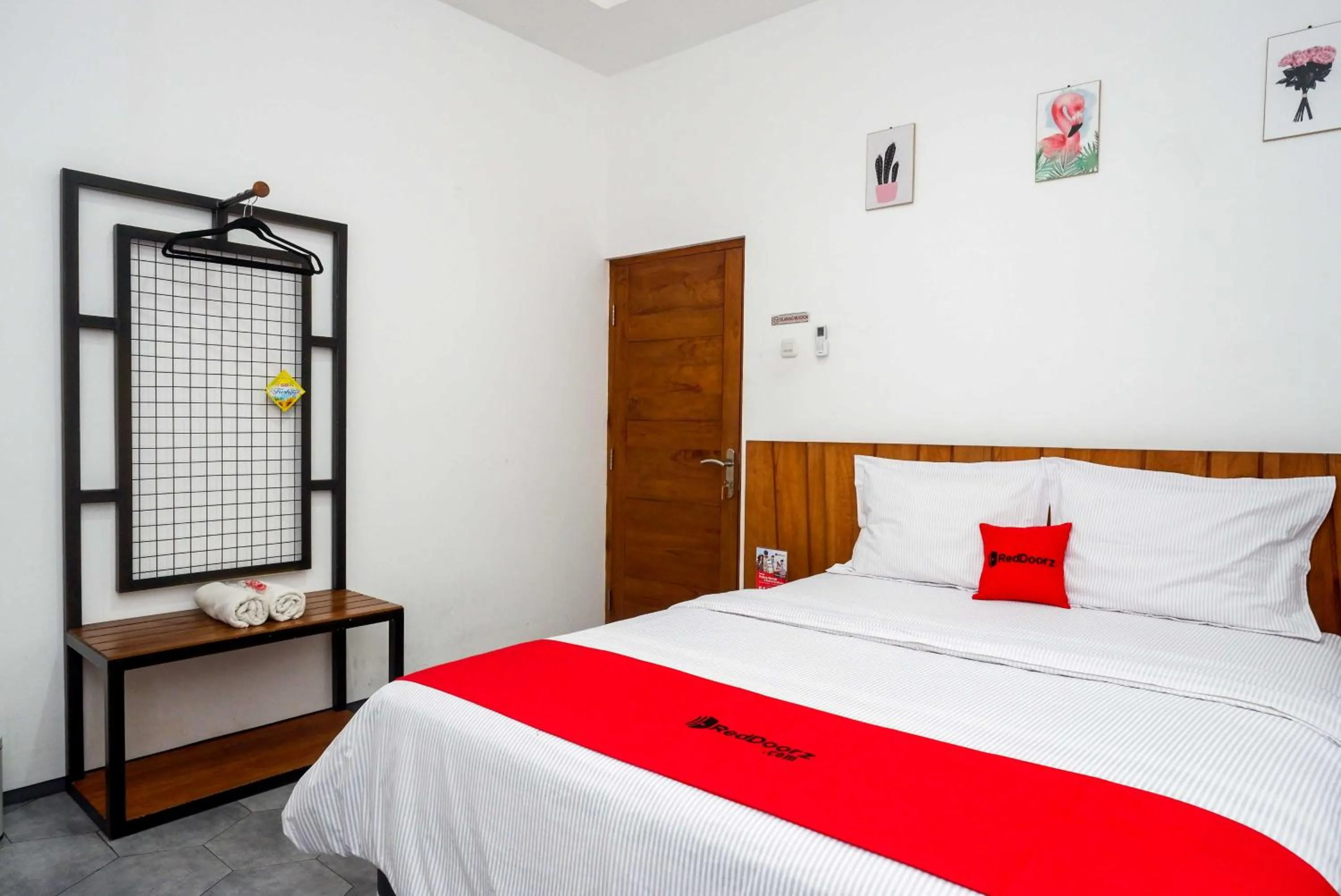 Bed in RedDoorz near XT Square 4