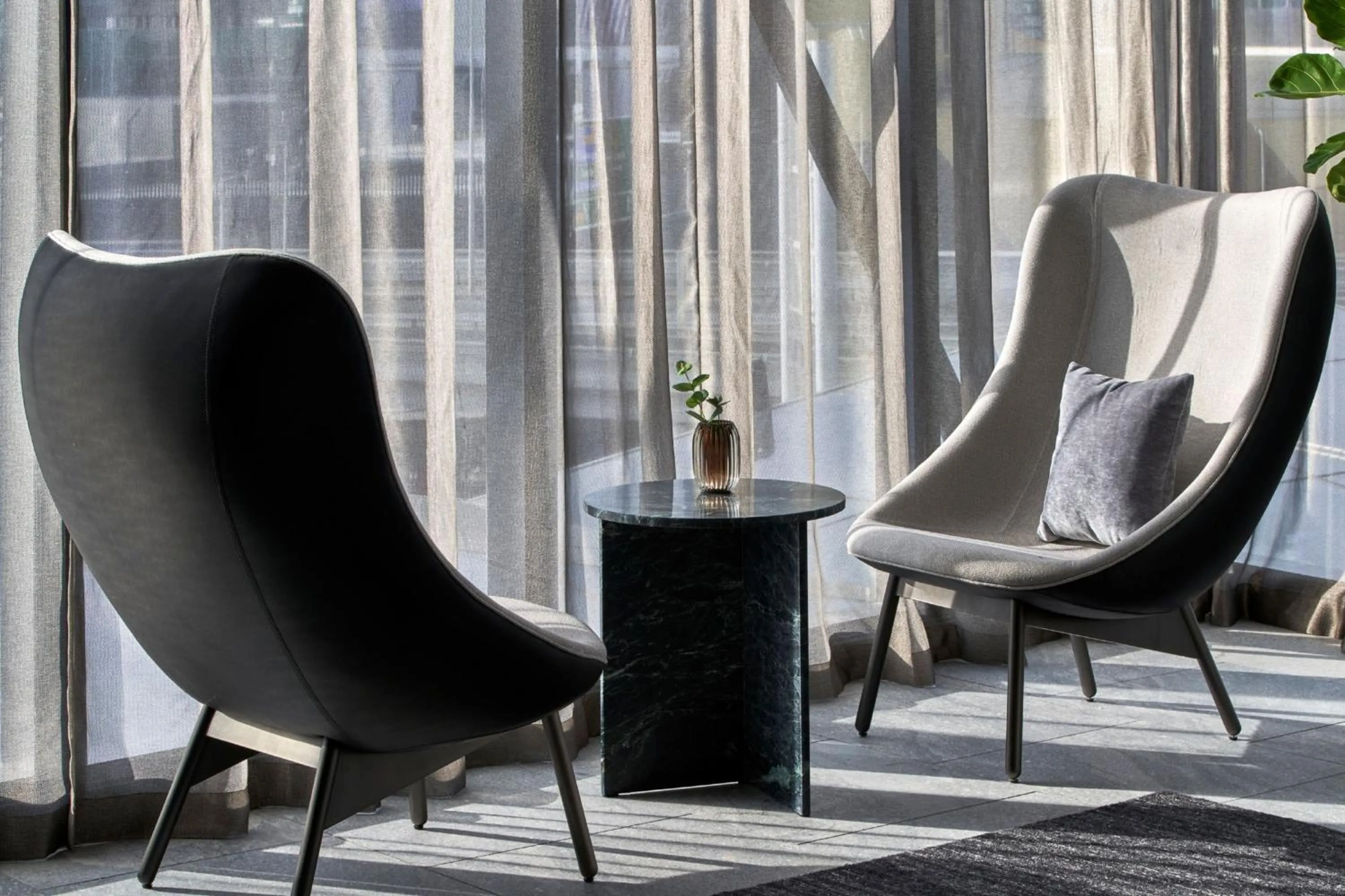 Lounge or bar in AC Hotel by Marriott Melbourne Southbank