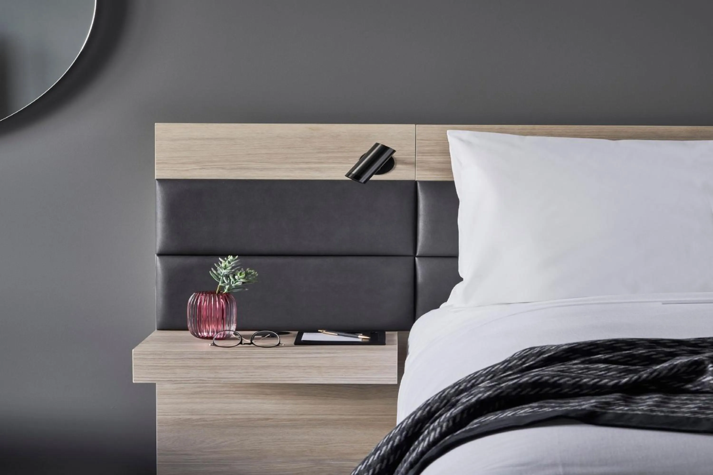 Photo of the whole room, Bed in AC Hotel by Marriott Melbourne Southbank