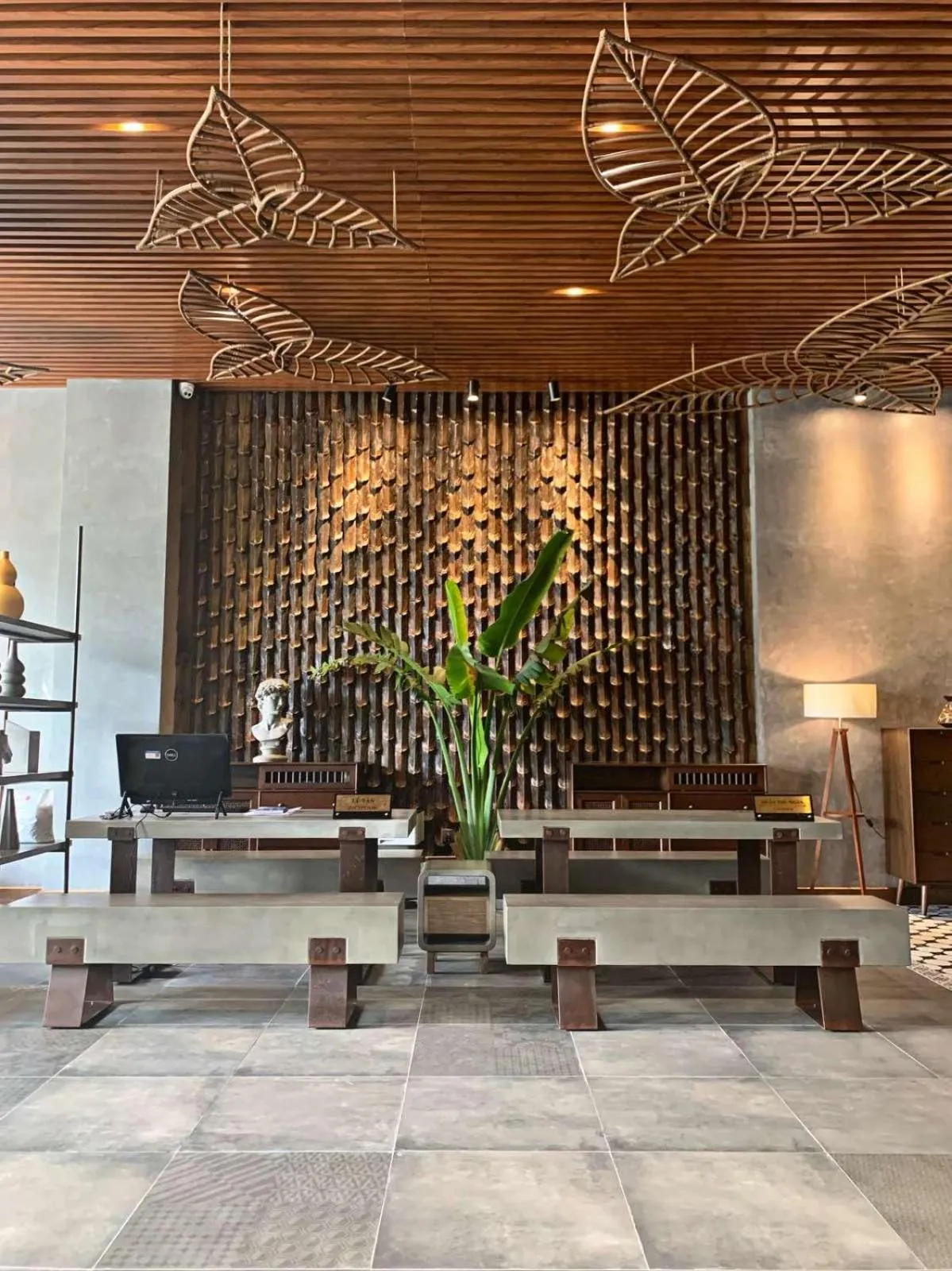 Lobby or reception in The Mystery Con Dao
