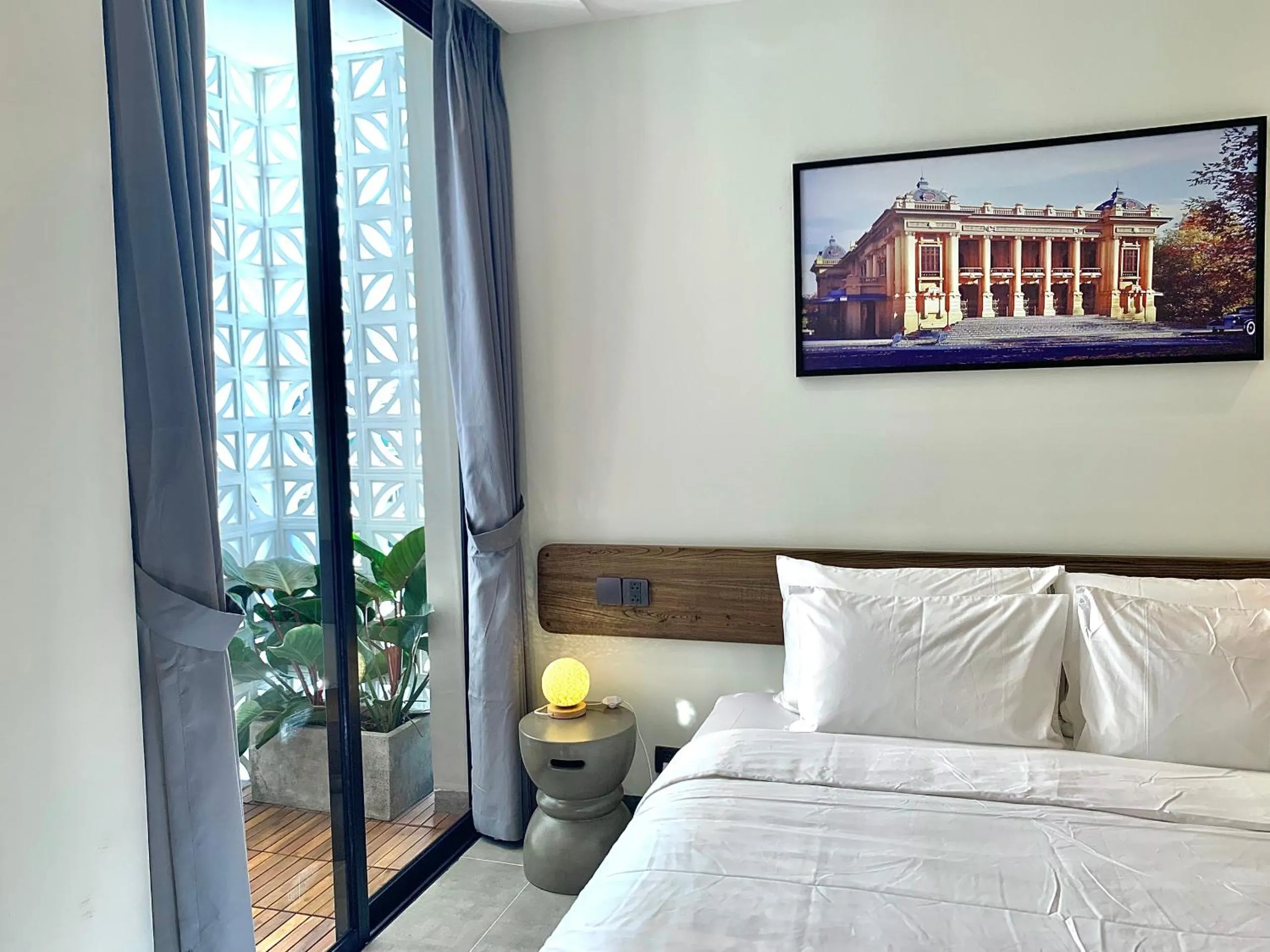 Bed in The Mystery Con Dao