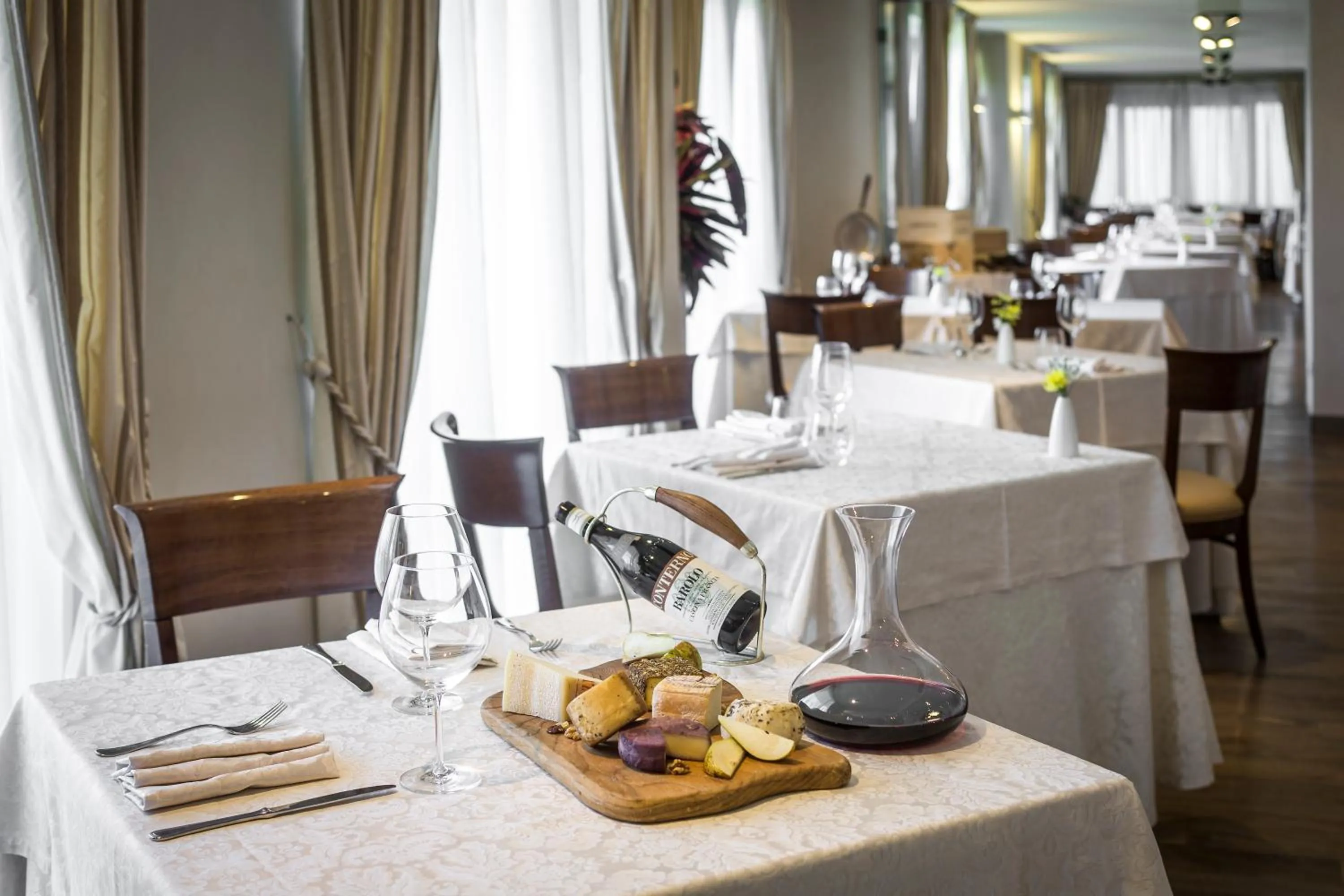 Lounge or bar in Hotel Resort & Spa Miramonti