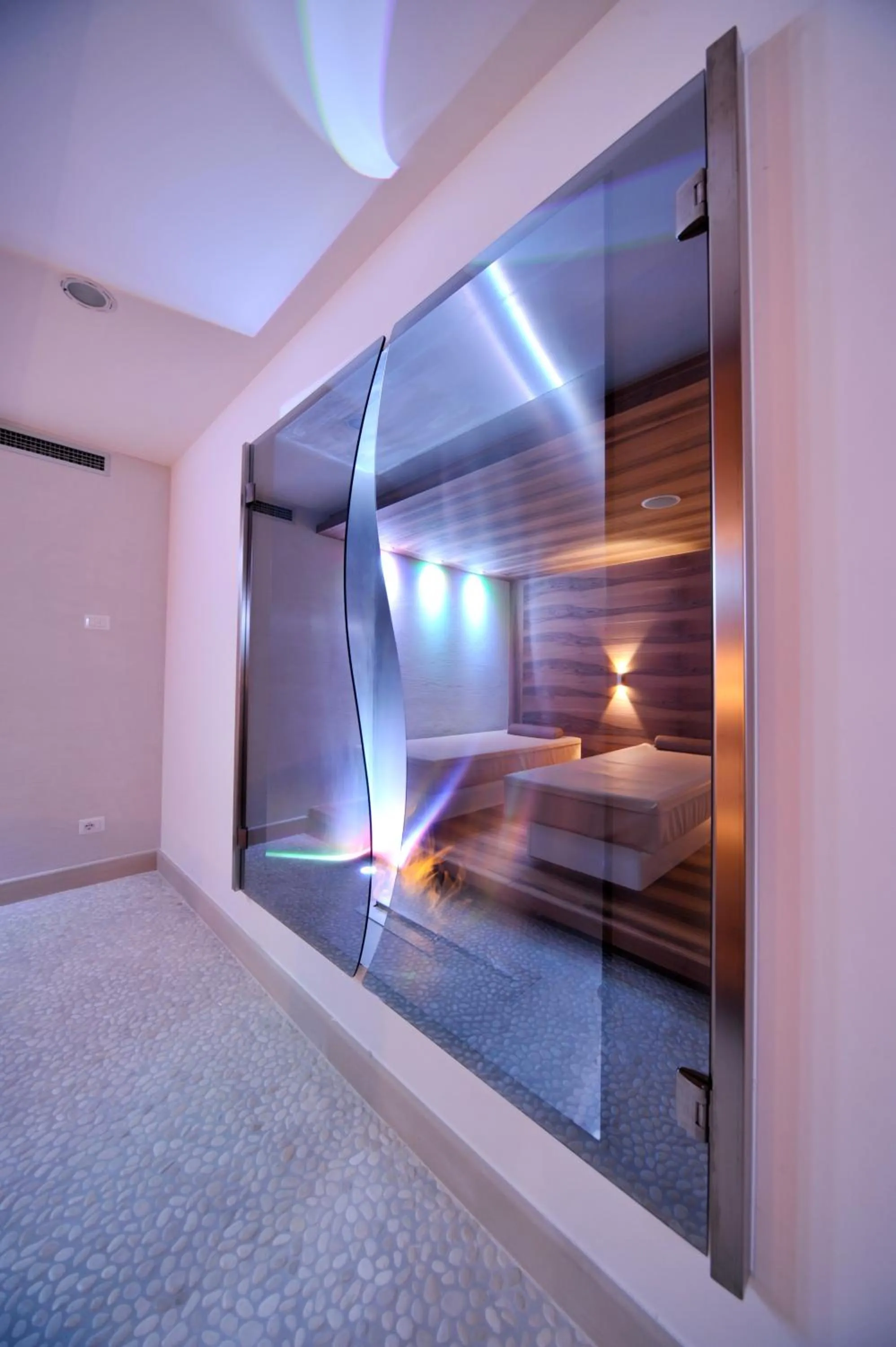 Sauna, Bed in Hotel Resort & Spa Miramonti