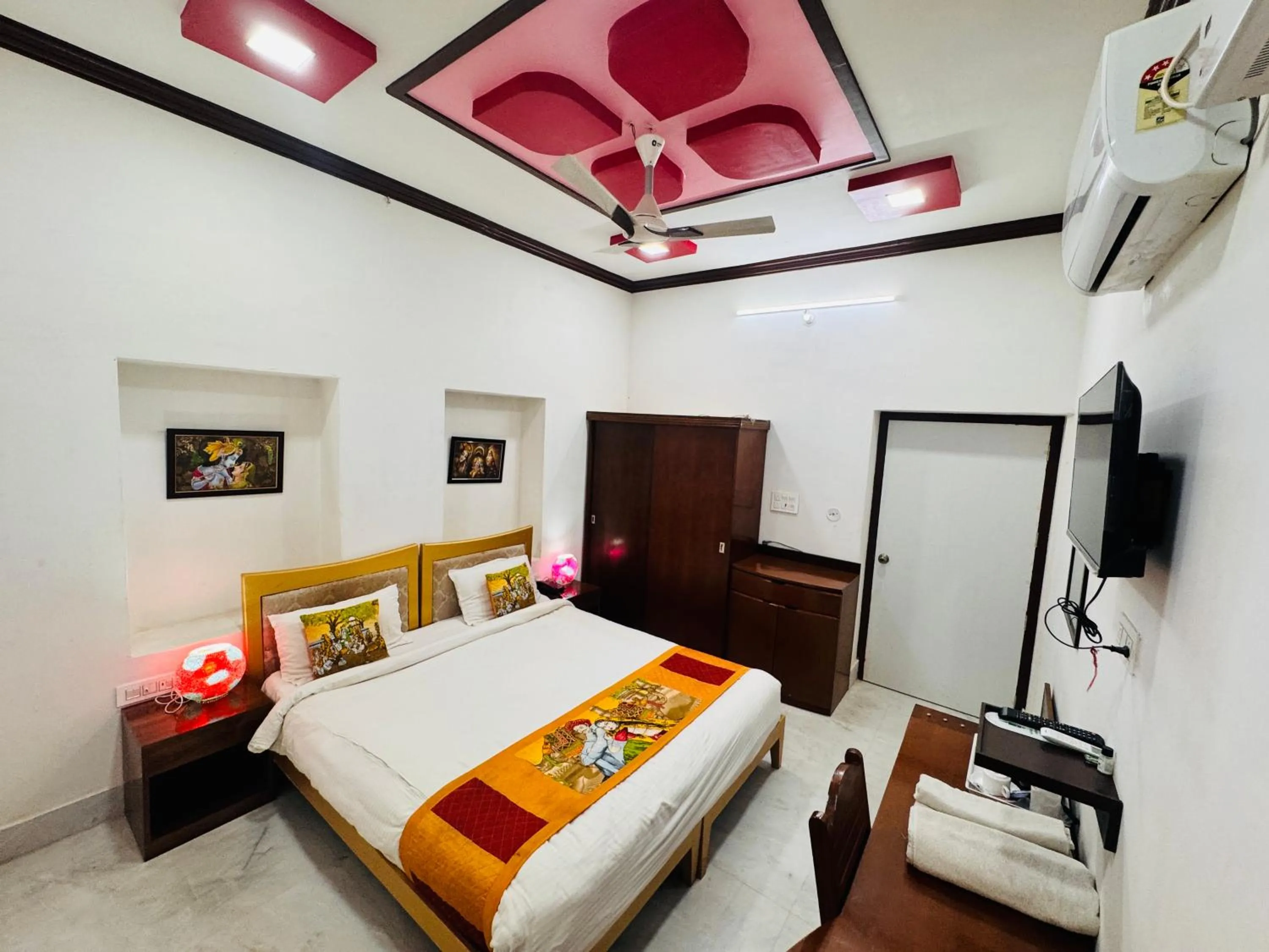 Bed in The Rathore Heritage