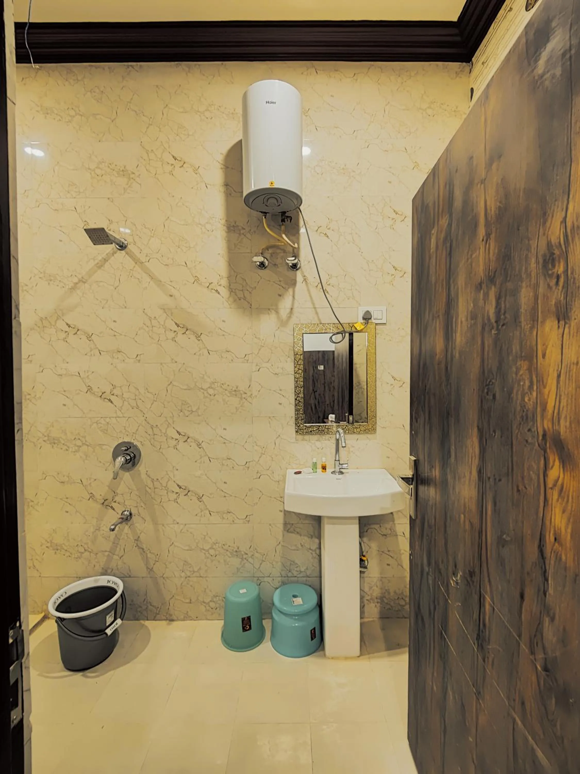 Shower in The Rathore Heritage