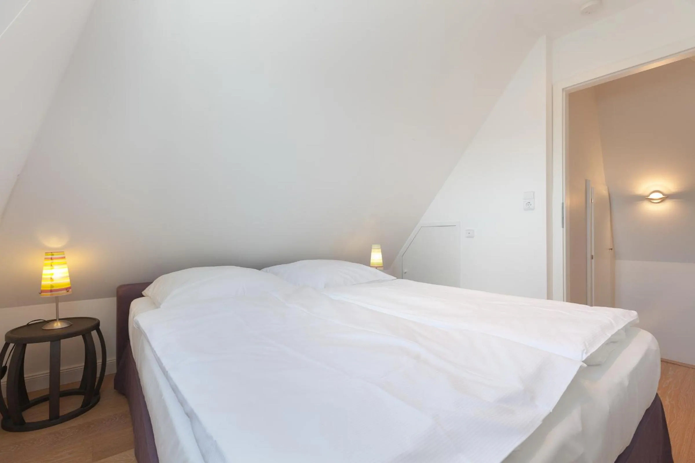 Bedroom, Bed in Soelring Juwel