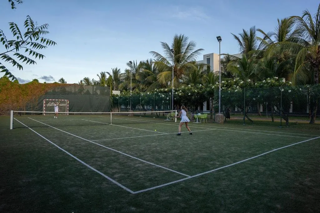 Tennis court in Lion in the Sun Boutique Hotel & Spa