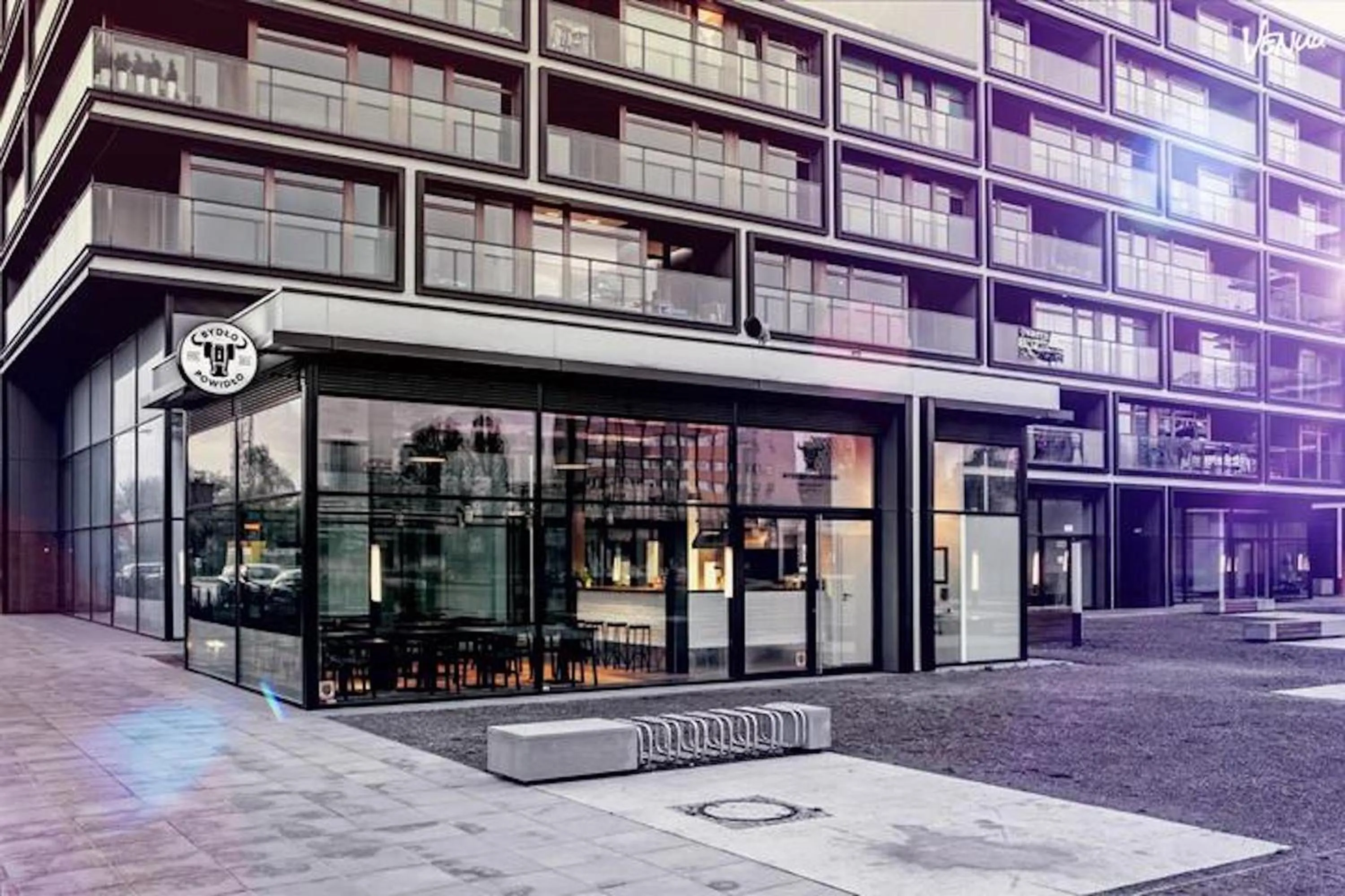 Restaurant/places to eat in Kolejowa ApartHotel