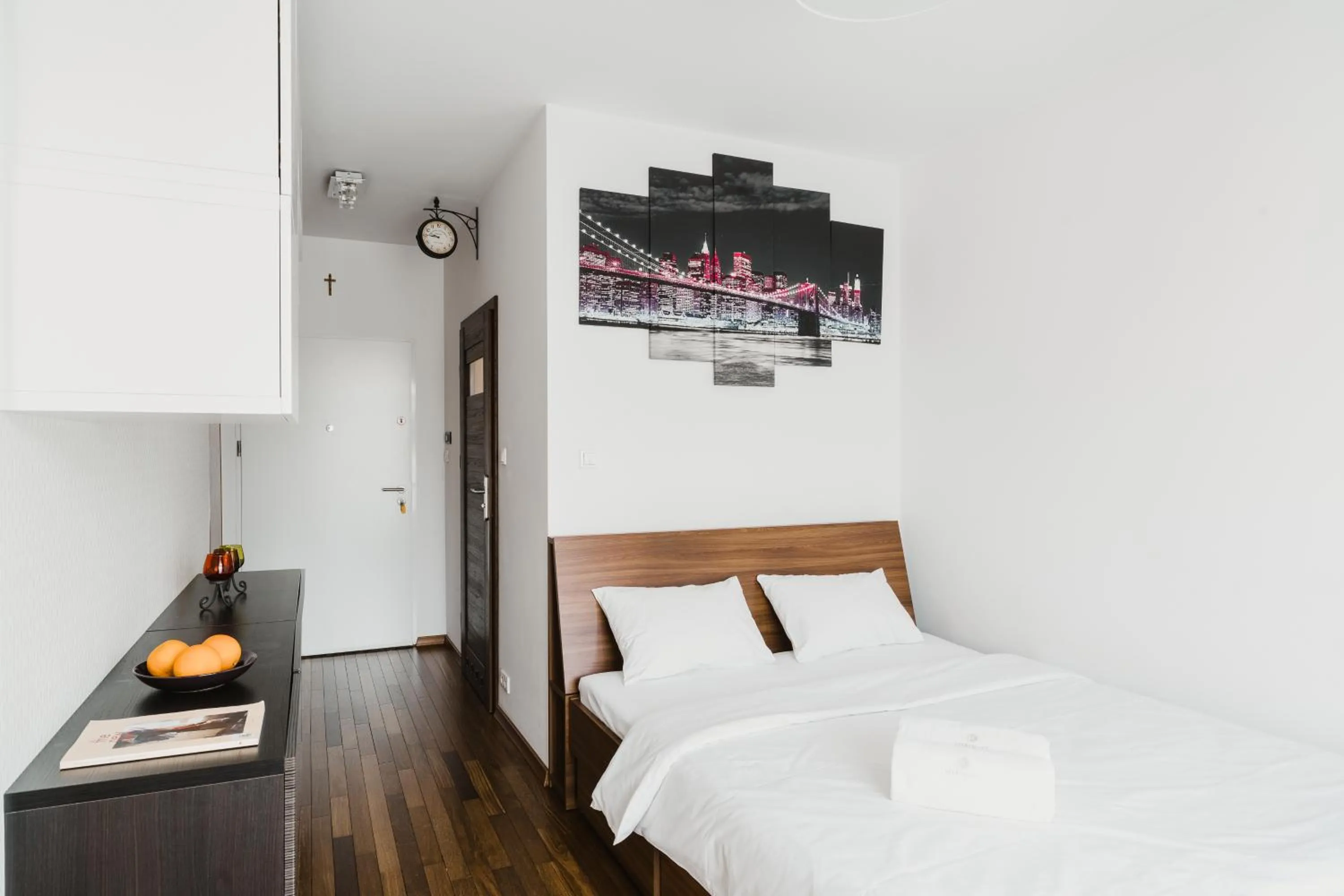 Bed in Kolejowa ApartHotel