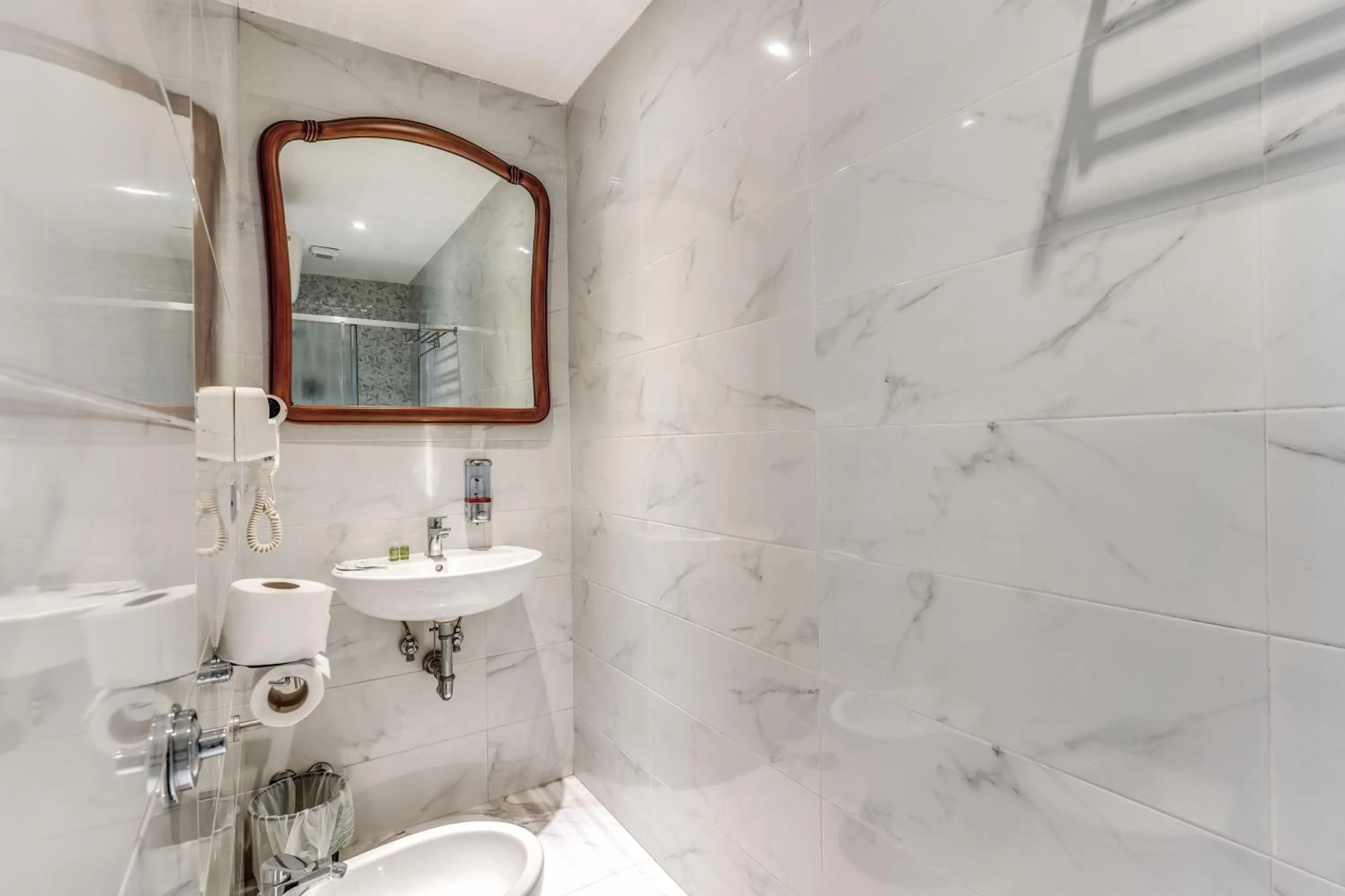 Toilet in Hotel Family House