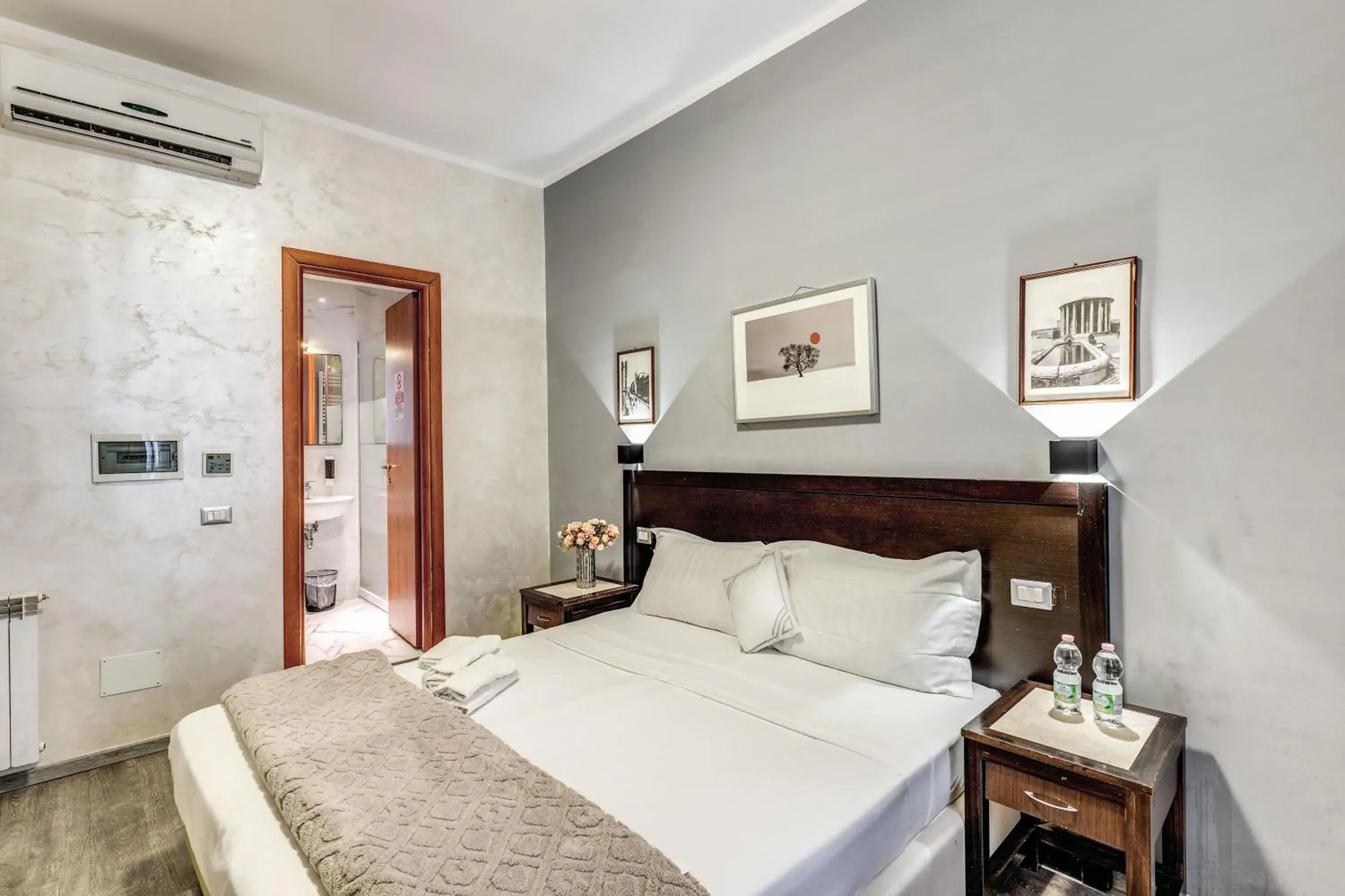 Photo of the whole room, Bed in Hotel Family House Photo of the whole room, Bed in Hotel Family House