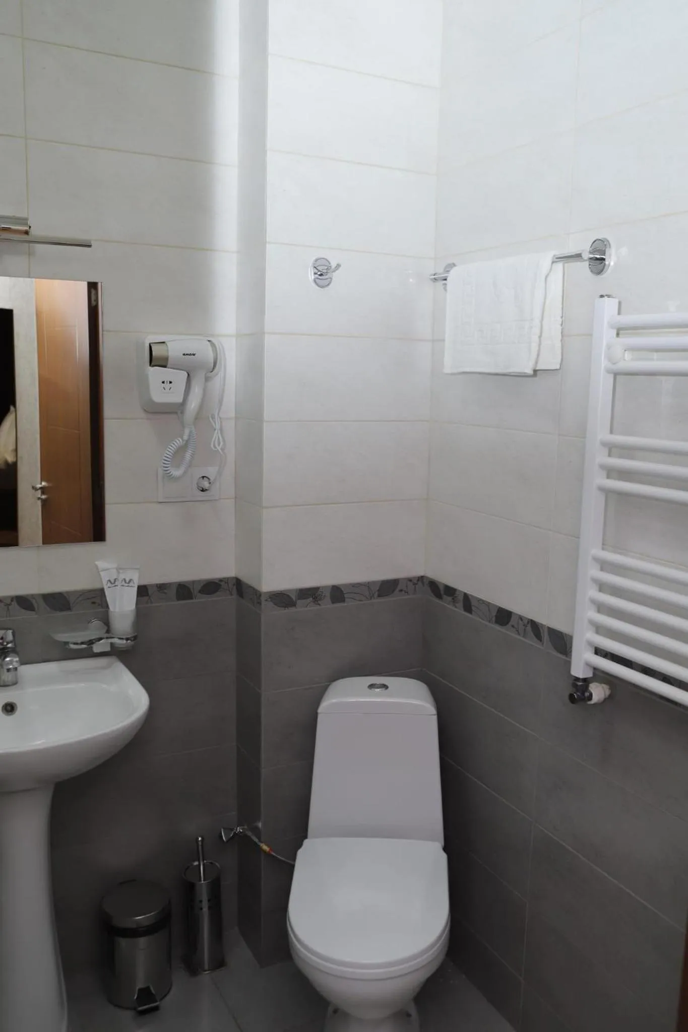 Shower in Legend Hotel