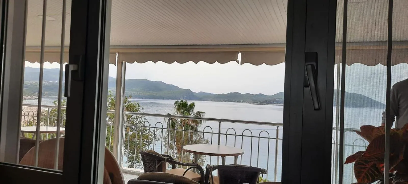 Sea view in YALI PANSİYON